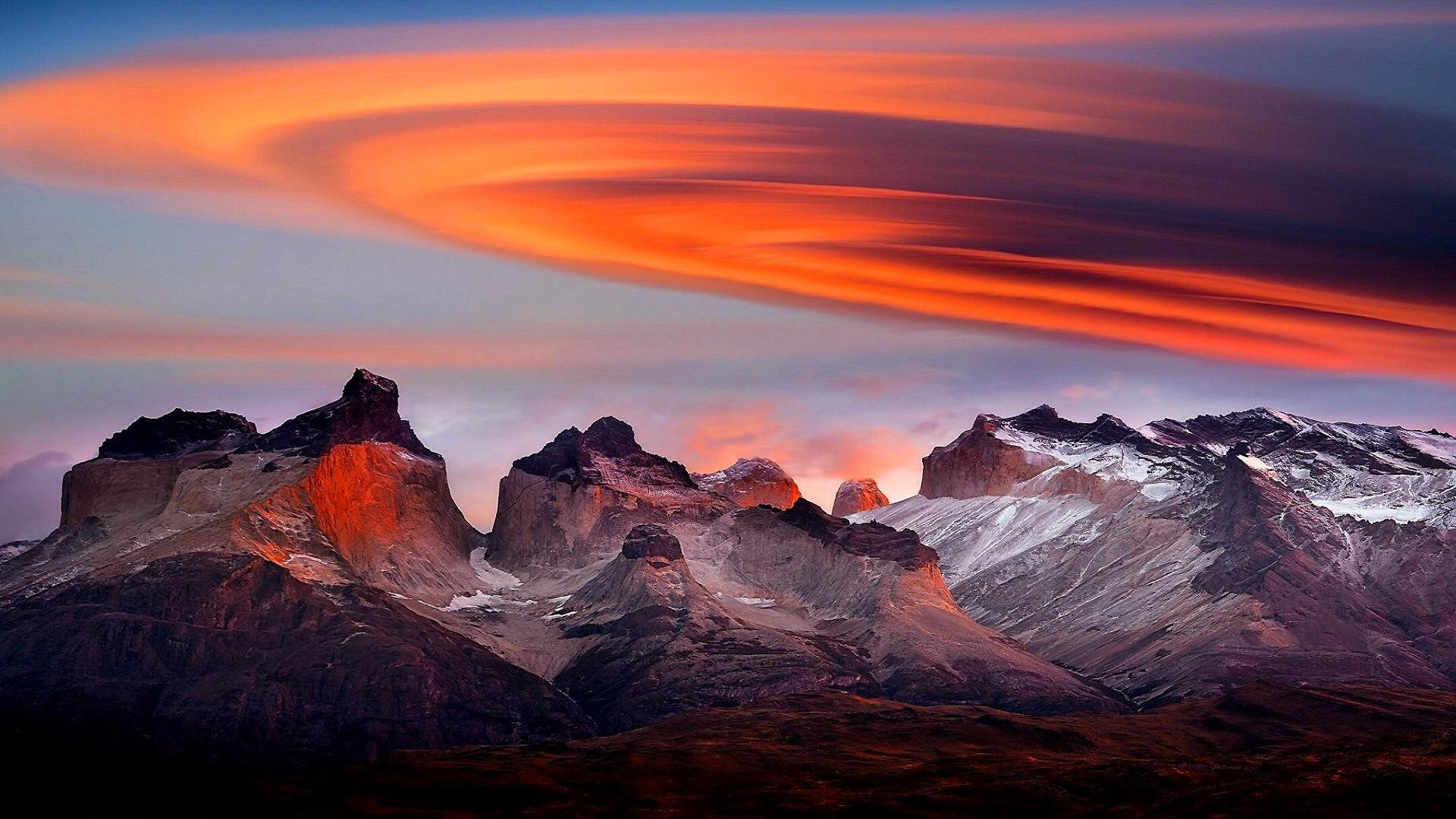 atmosphere chile torres del paine national park 2k