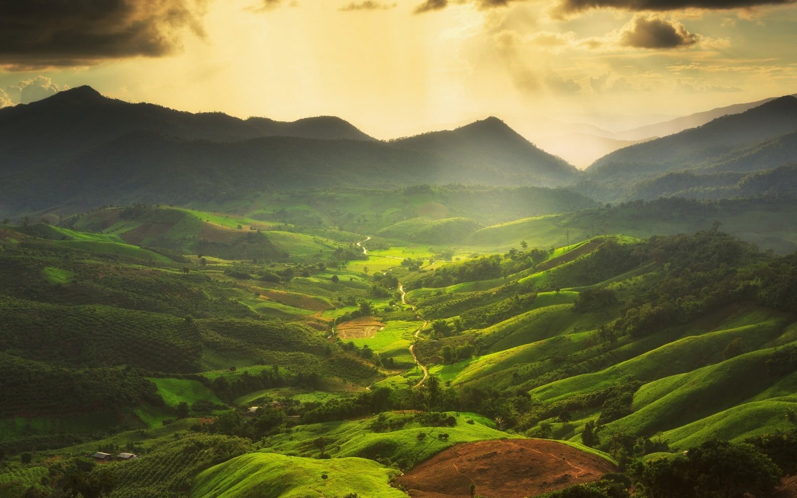 green hills and mountains nature landscape mist valley clouds 2k