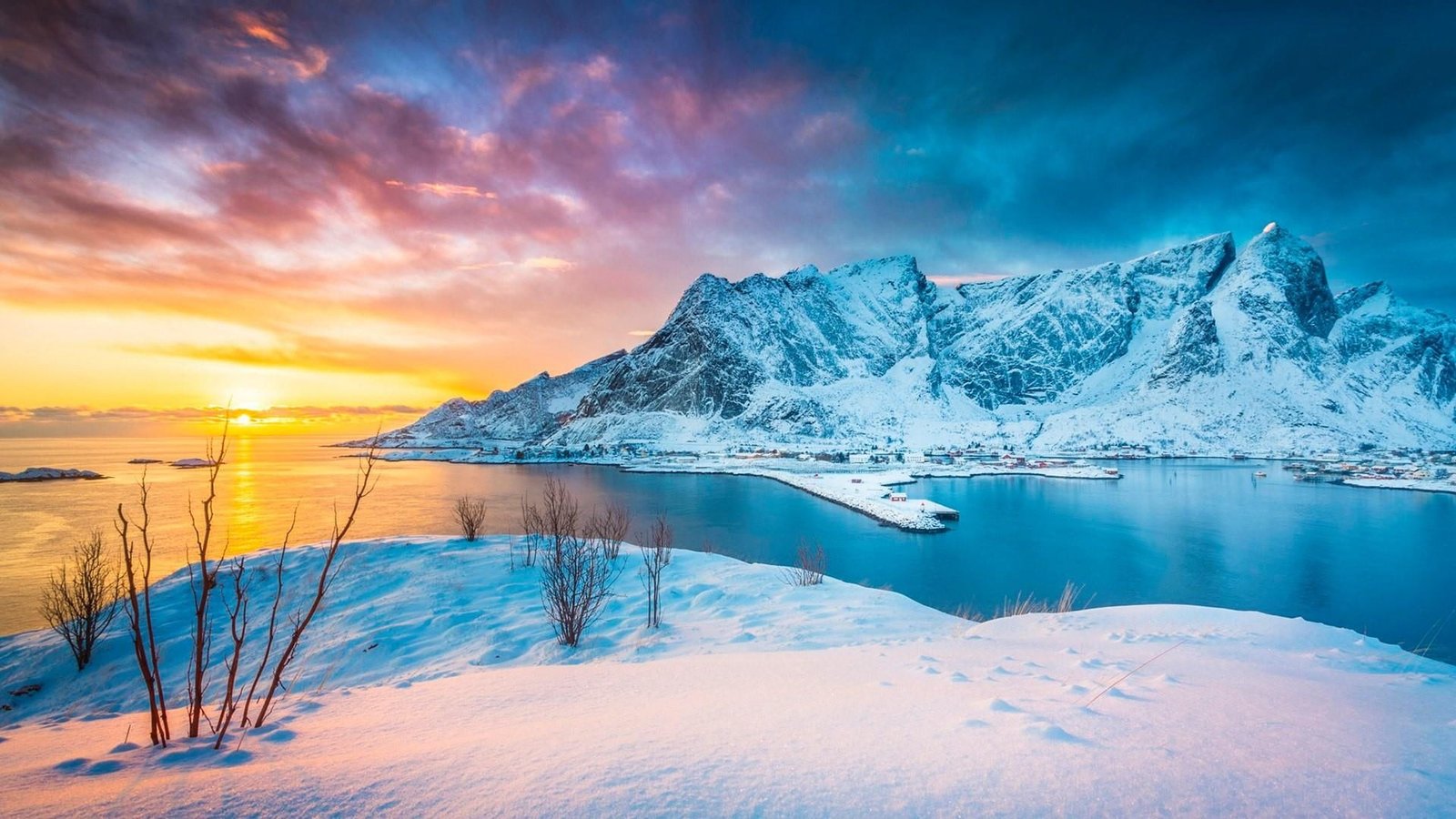 sakrisoya reine europe norway lofoten fjord water glacial landform 2k