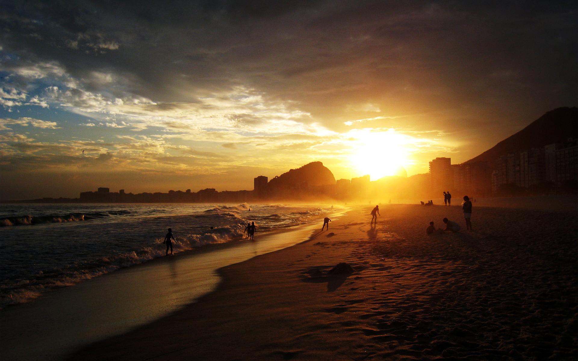 yellow sunset beach rio de janeiro copacabana sea silhouette 2k