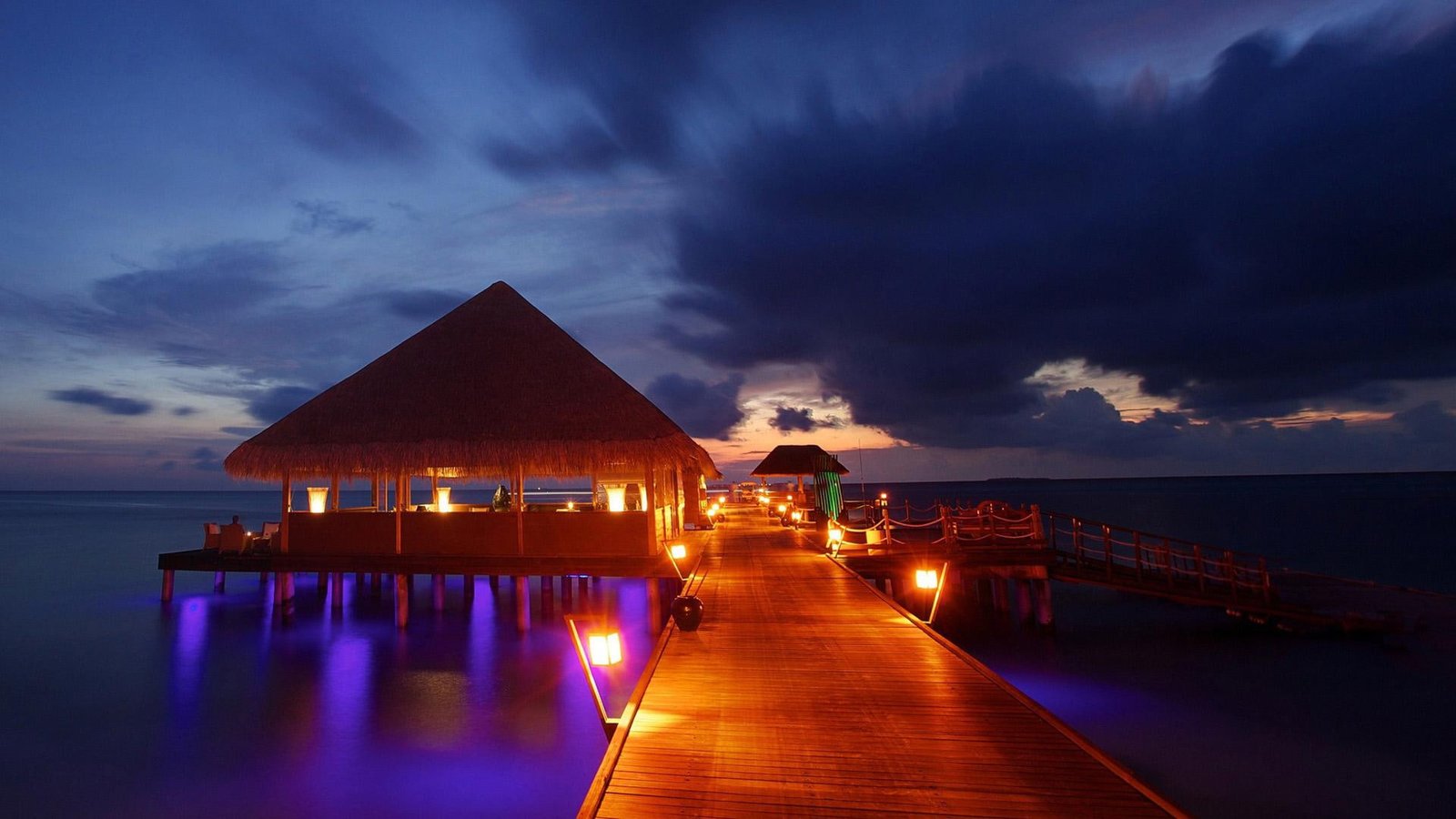 Maldives night docks lights beautiful and romantic scenery 2k