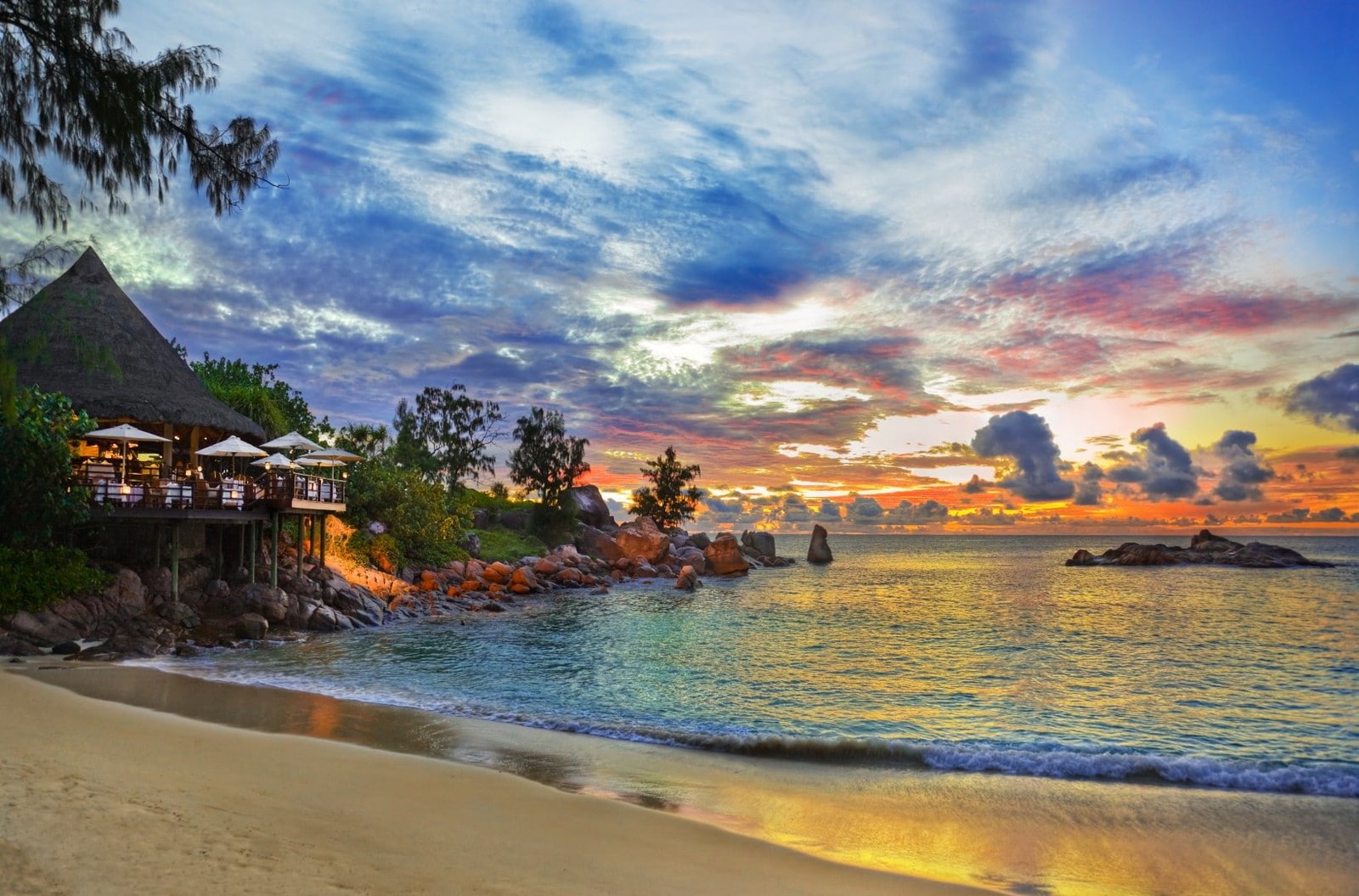 Africa resort sea sunset beach tropical landscape orange sky 2k