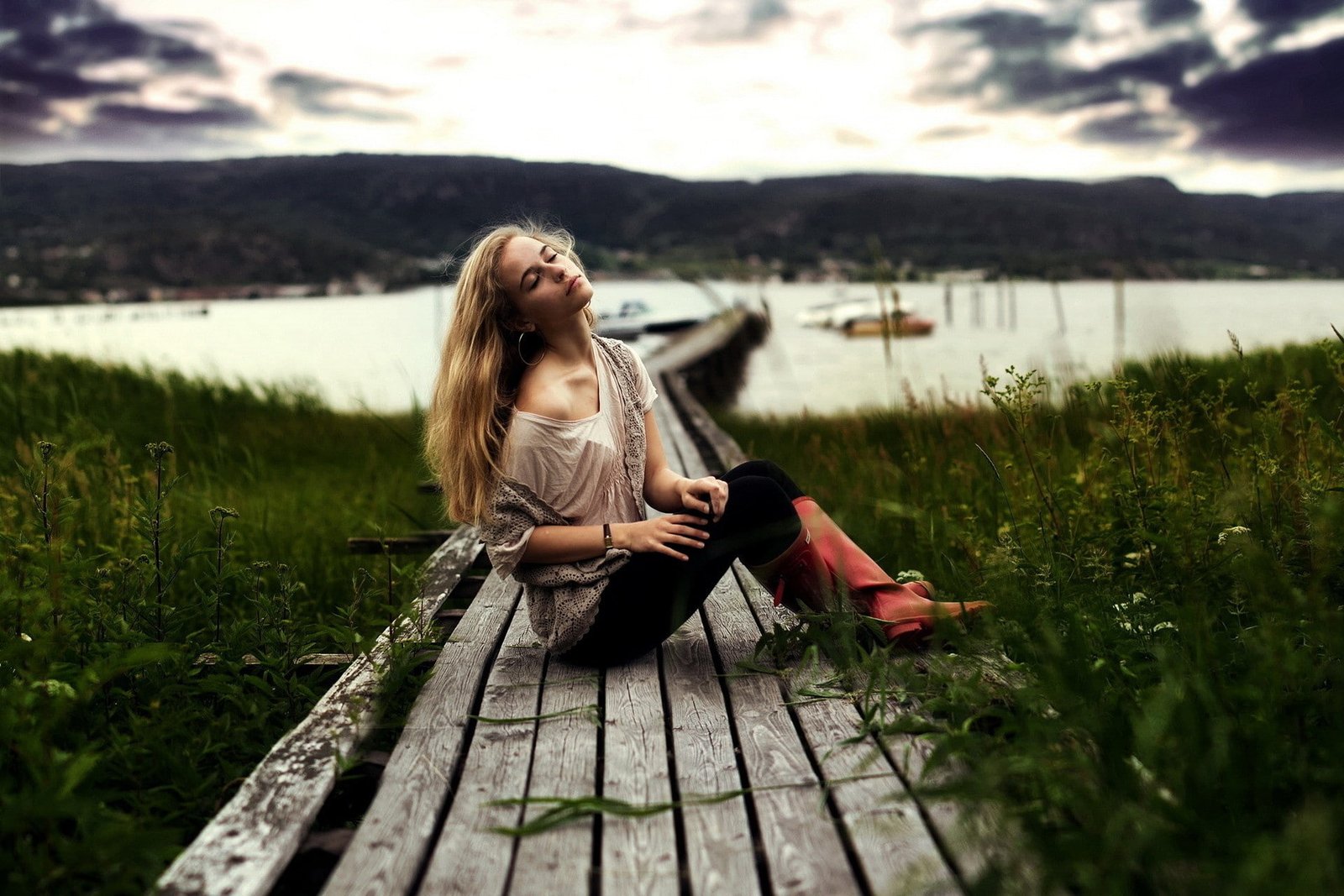 Blonde Girl Good Feeling Nature Lake hot babes and girls 2k