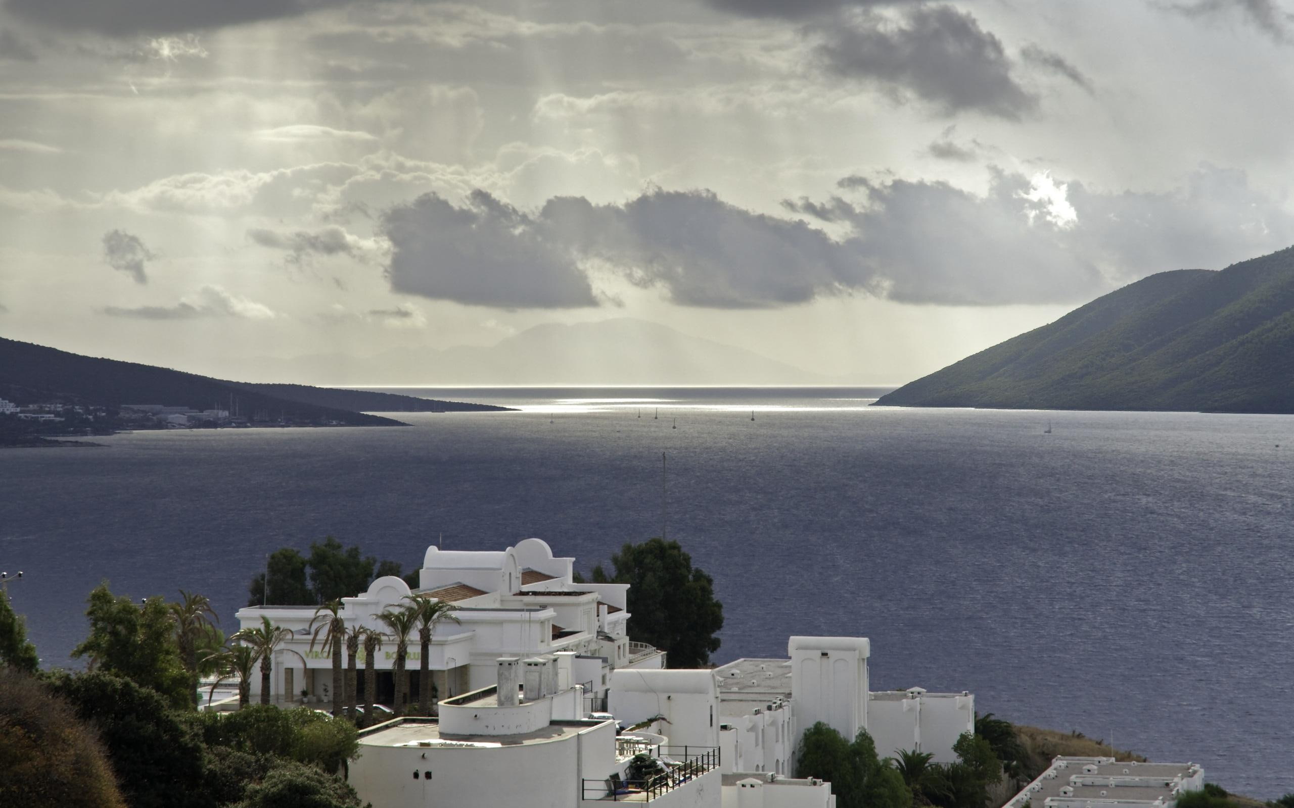 Bodrum beaches nature beautiful coastline house ocean boats 2k