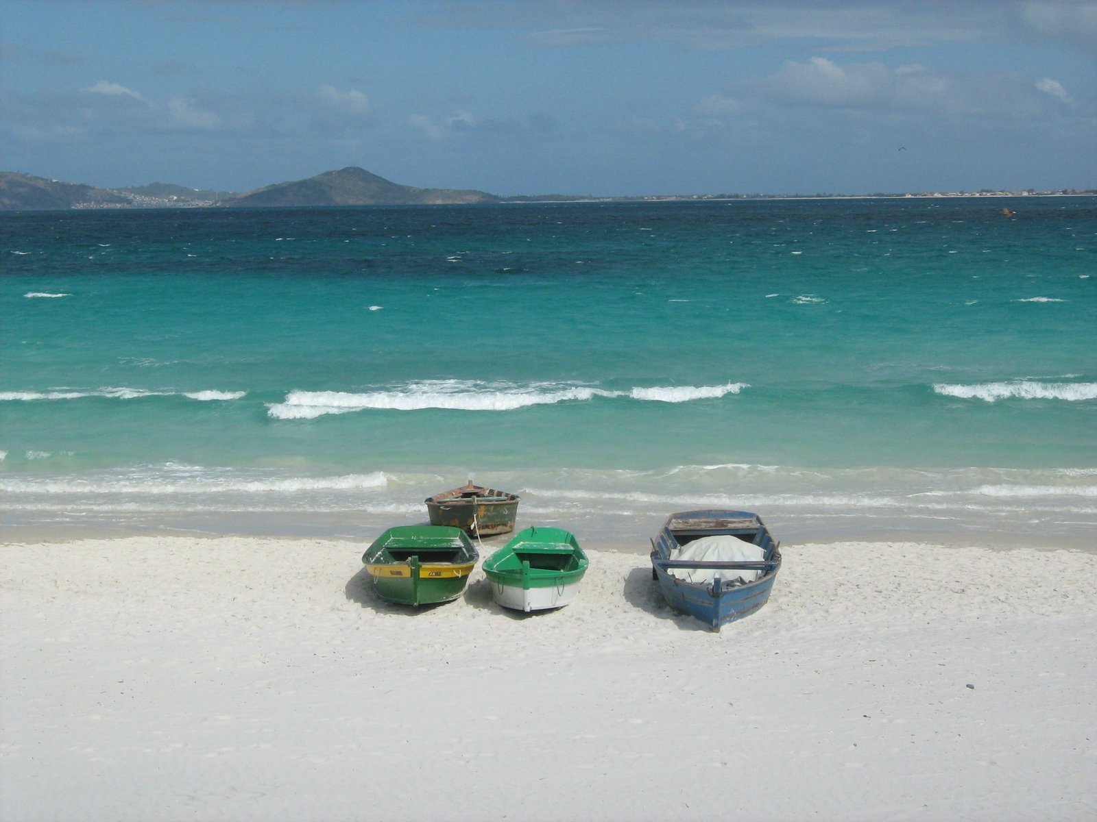 cabo frio beach boats brazil sol blue sea water land 2k