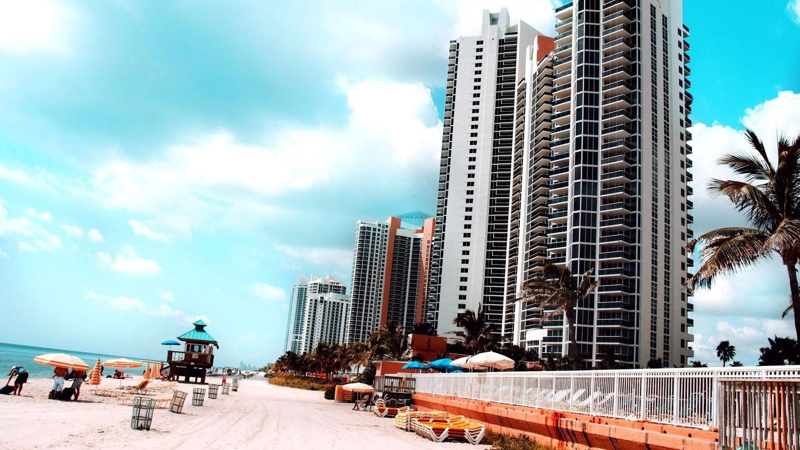 Miami Beach building sand nature and landscapes 2k