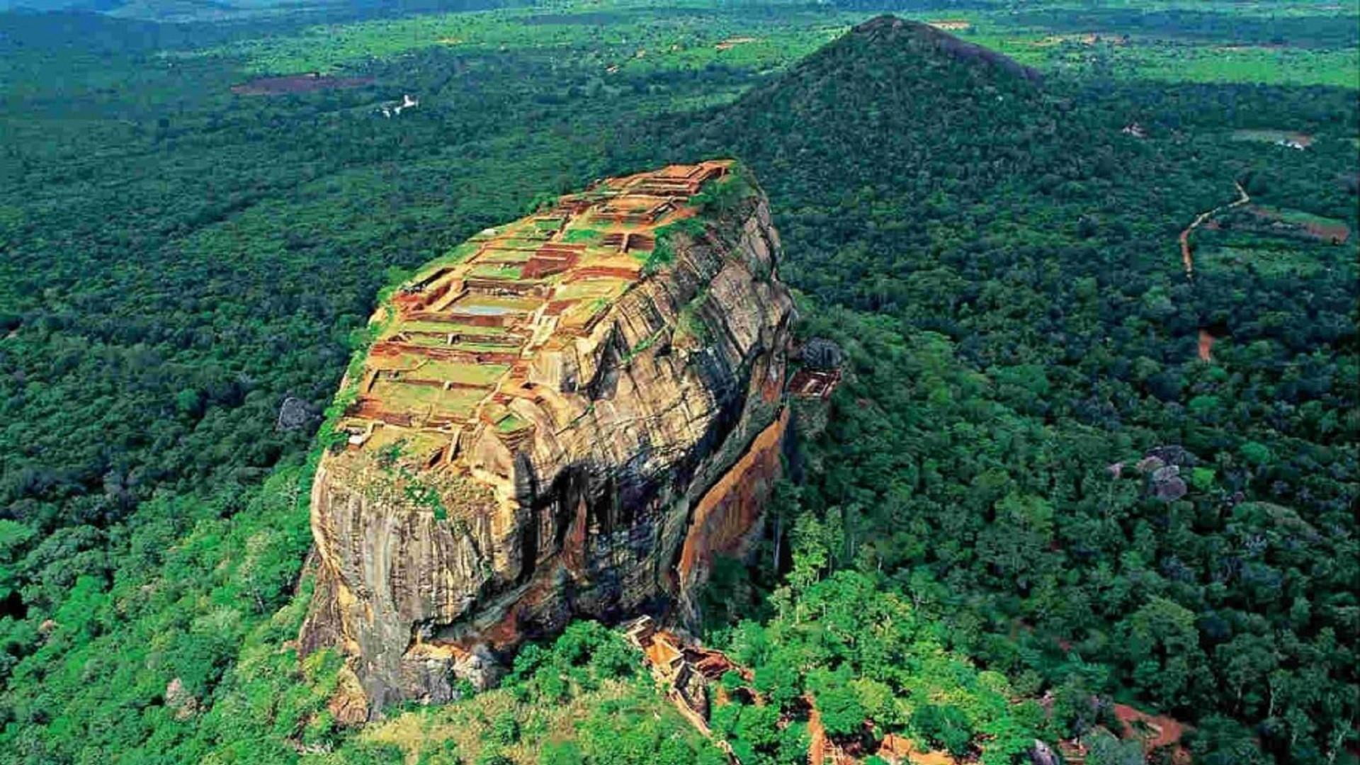 sigirya rock sri lanka vegetation fortress dambulla ancient 2k