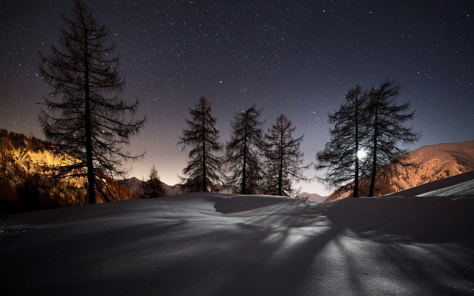 Night winter snow mountains trees stars nature landscape 2k
