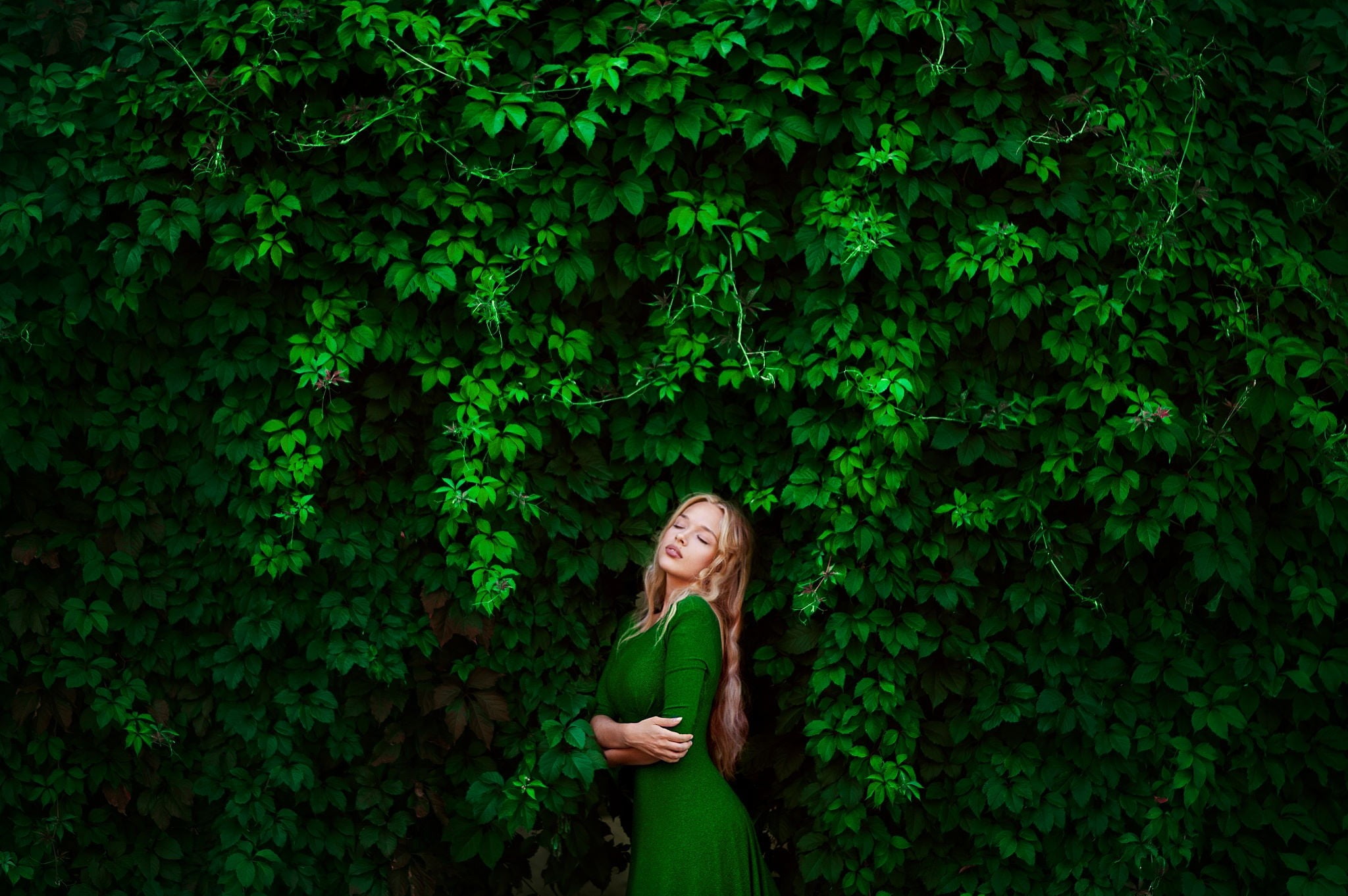 women's green elbow sleeved dress woman wearing long against tree 2k