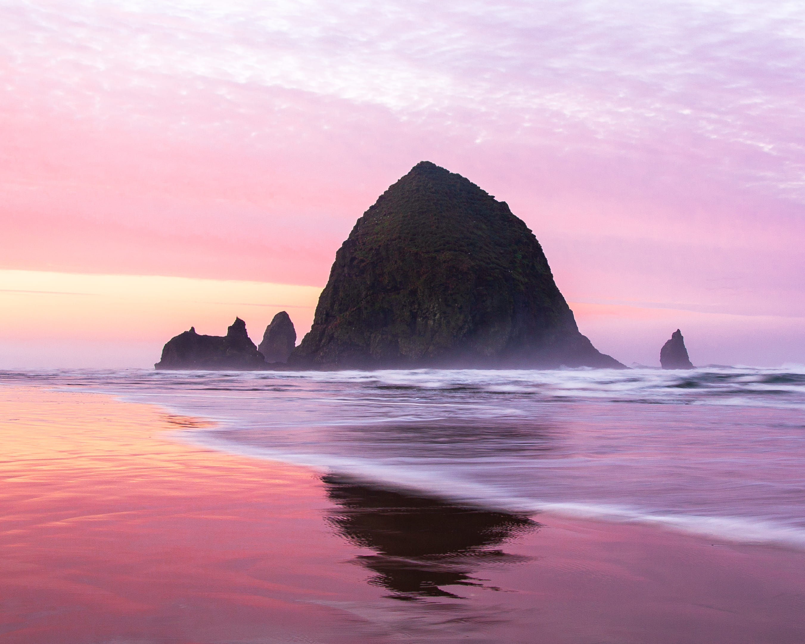 cannon beach united states oregon ocean misty haystack rock 2k