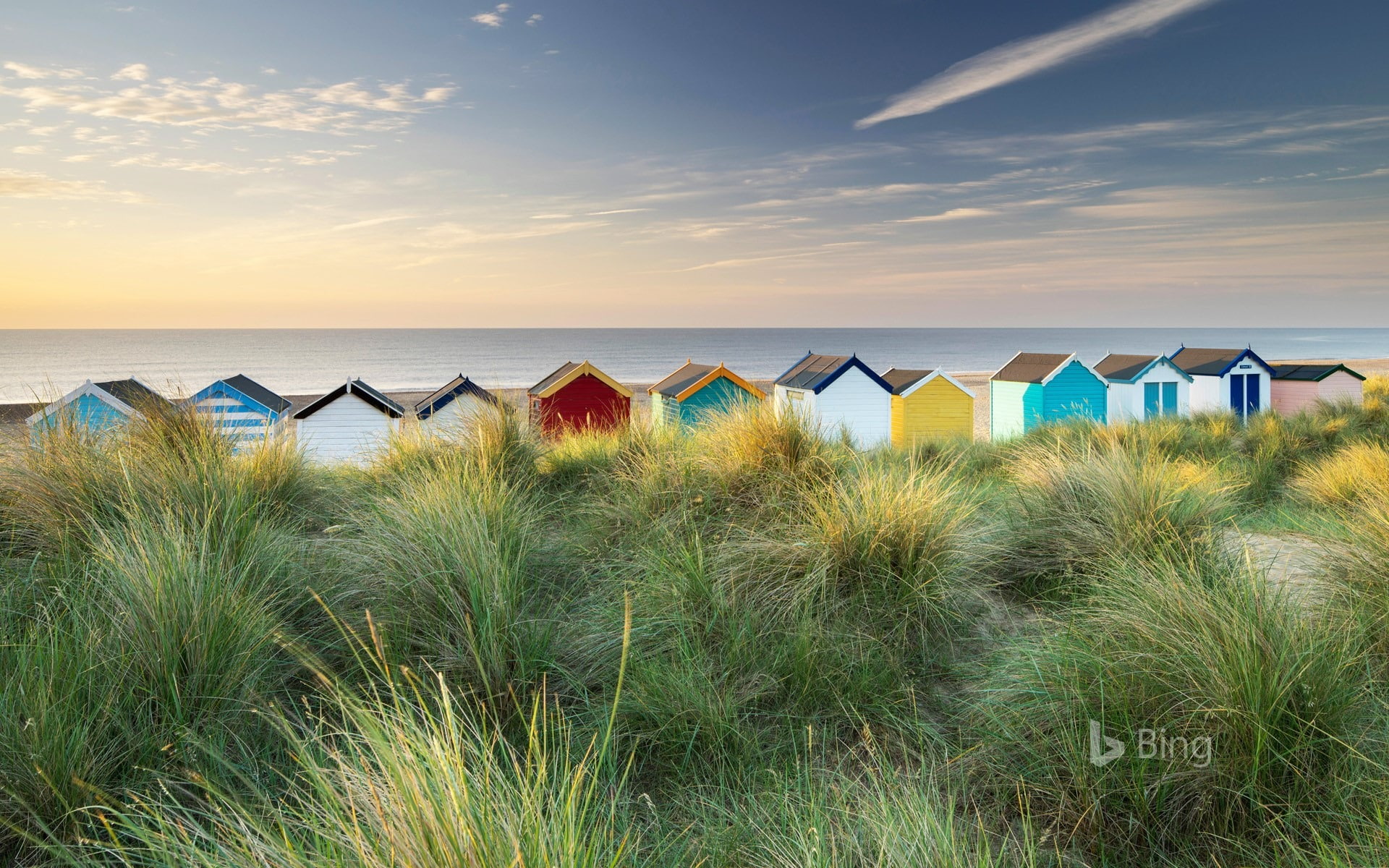 Suffolk Southwold Beach huts Bing sea sky water in a row 2k
