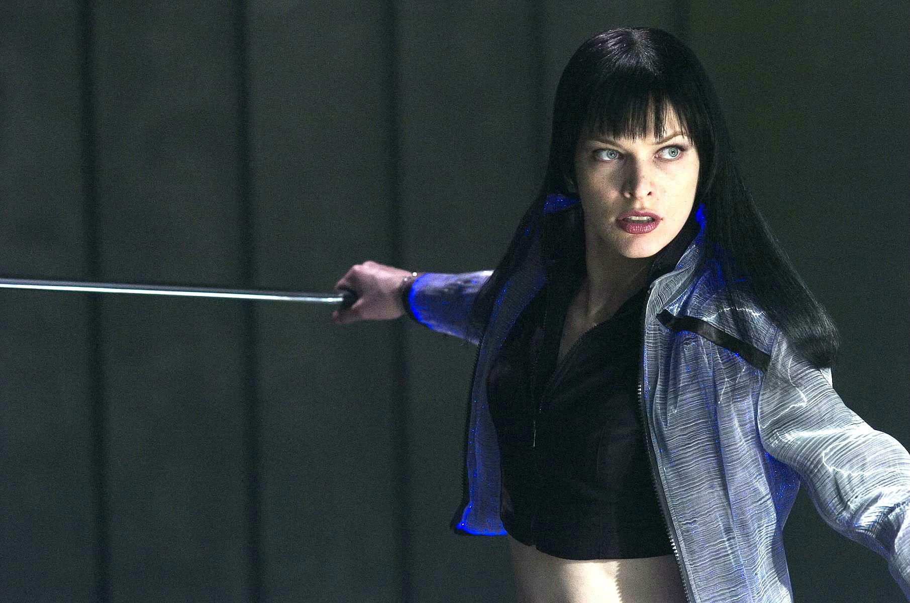 action fighting futuristic horror jovovich katana milla 2k