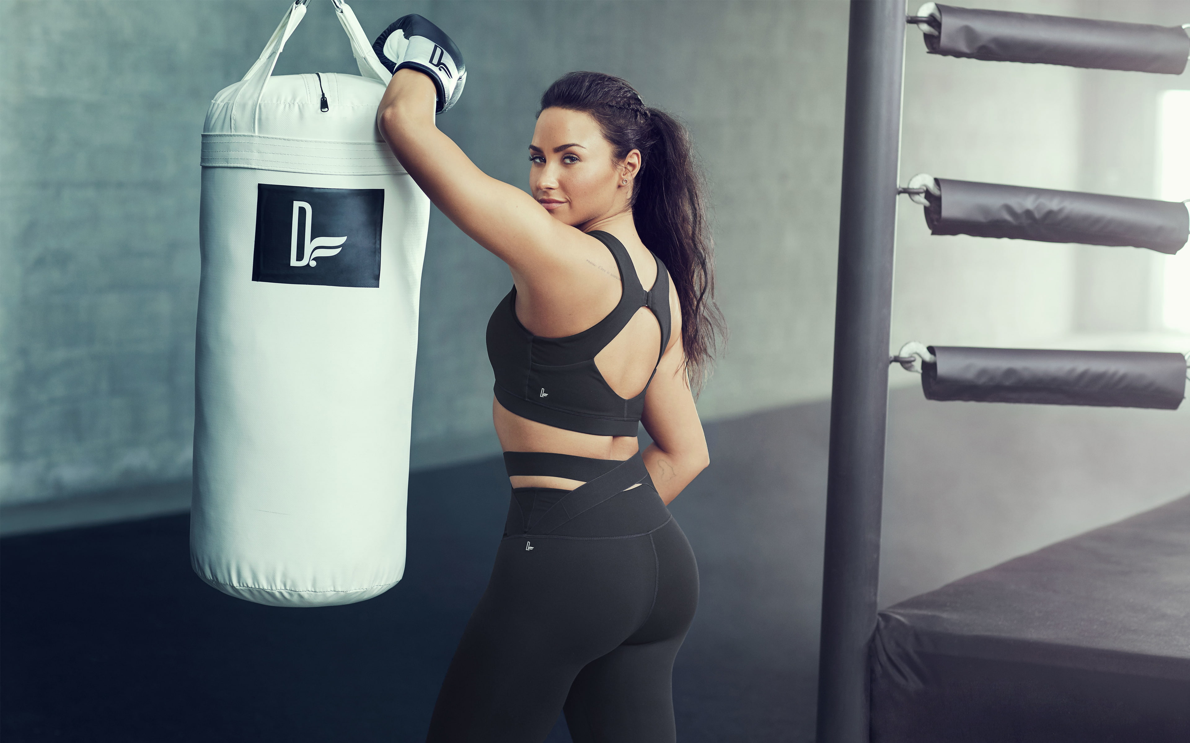 Demi Lovato Fabletics 2k 4k