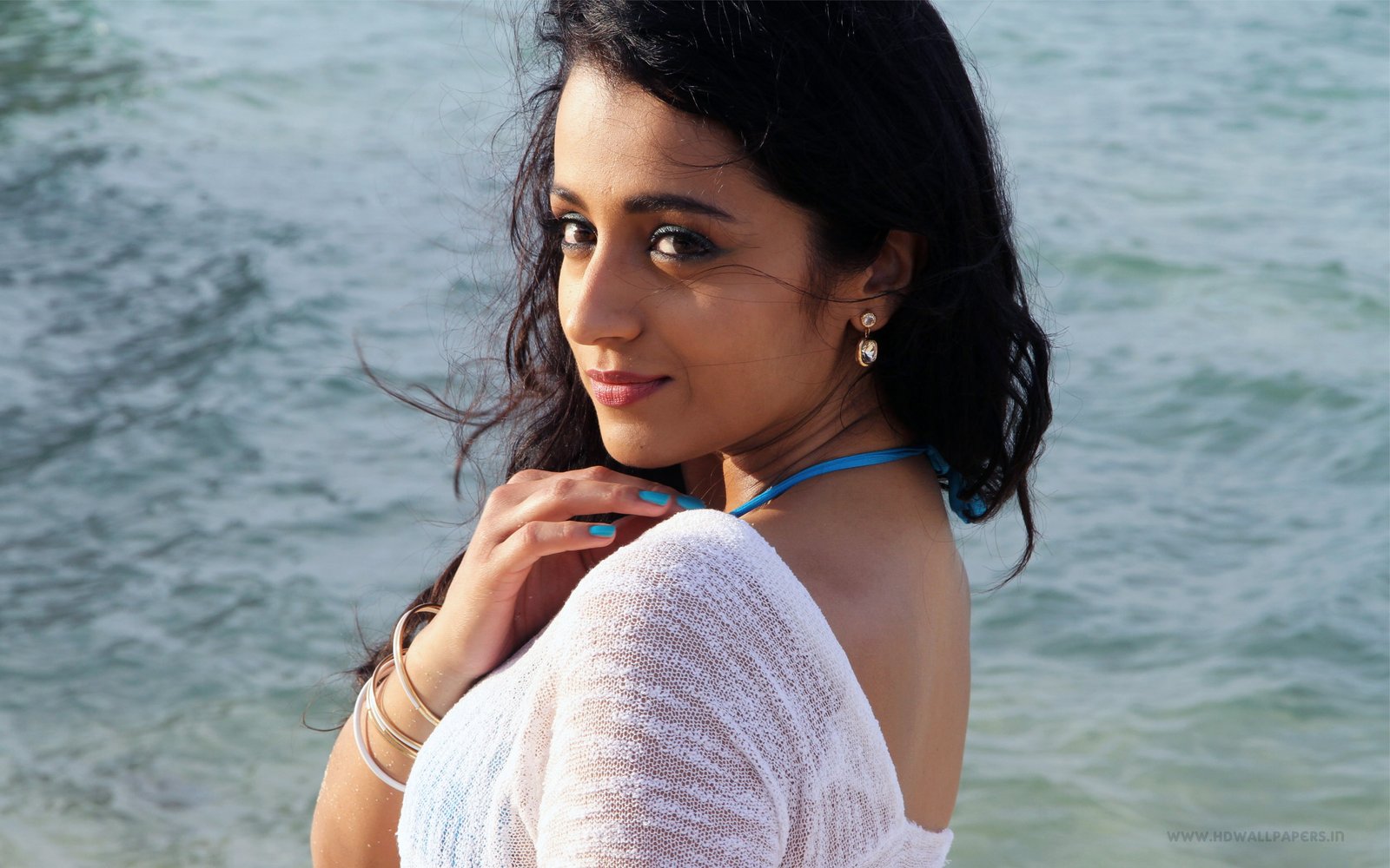 Trisha water real people portrait one person lifestyles 2k