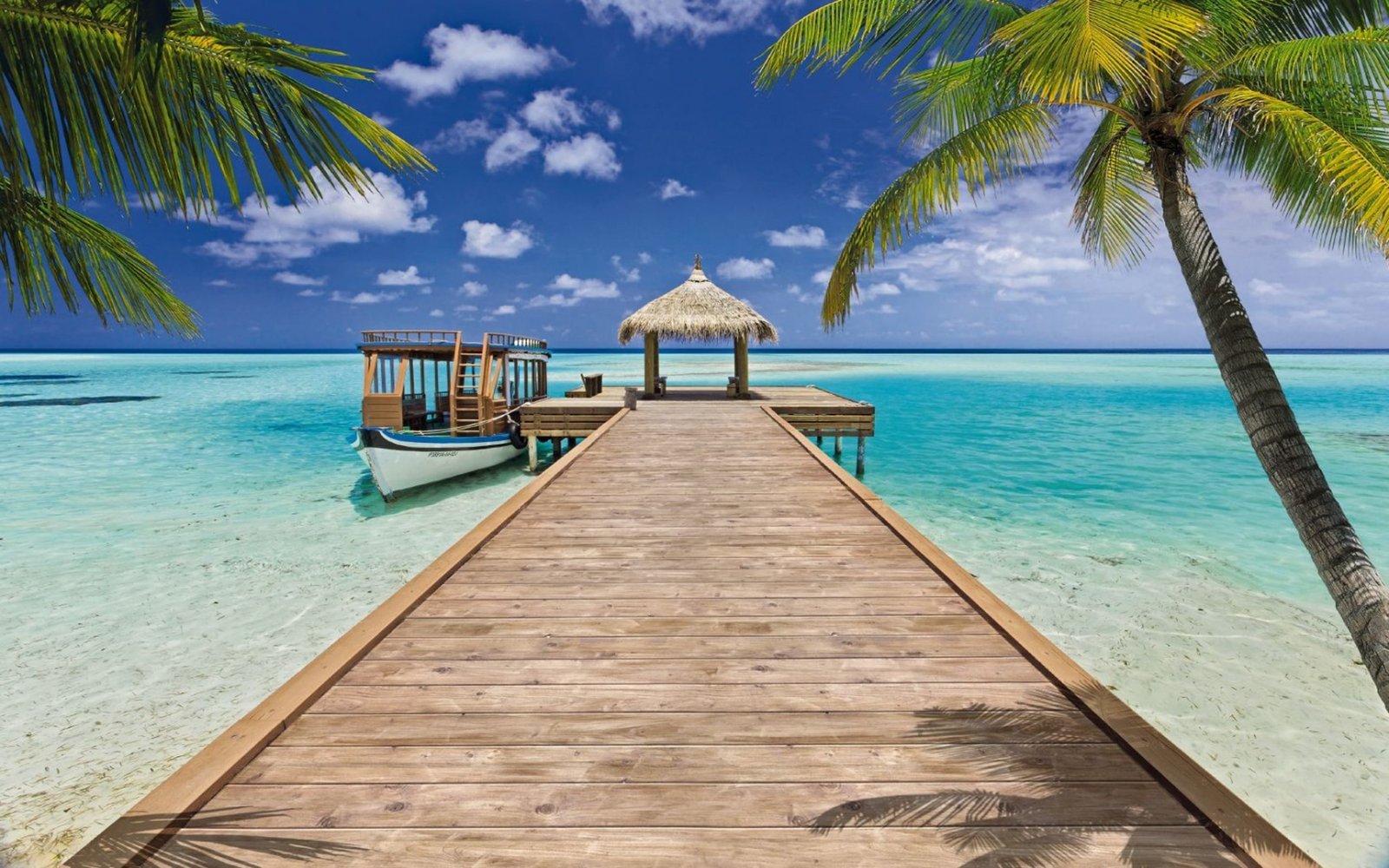 Beach Resort Wallpaper 2k
