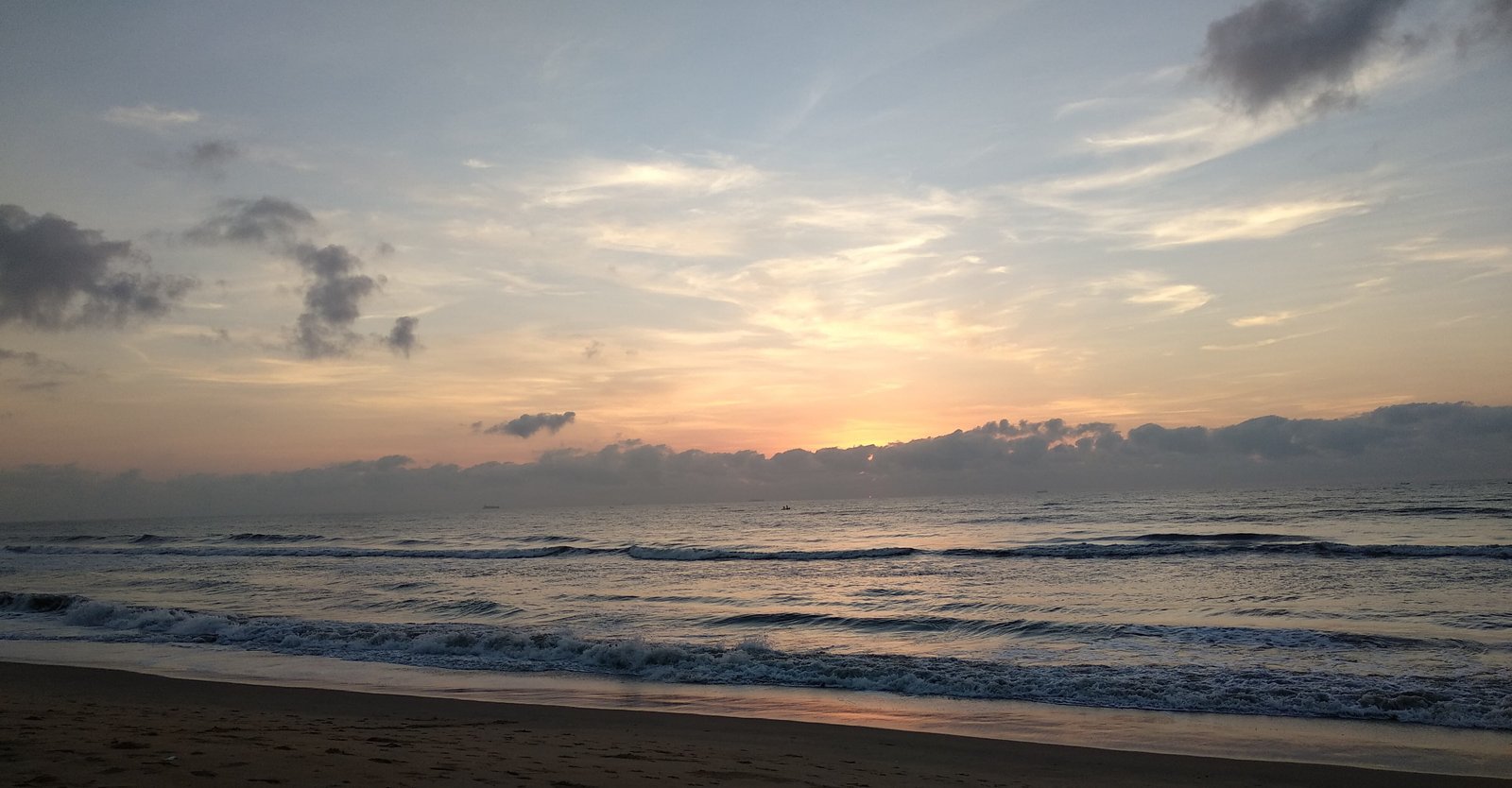 india chennai marina beach road sea water sunset sky 2k 4k