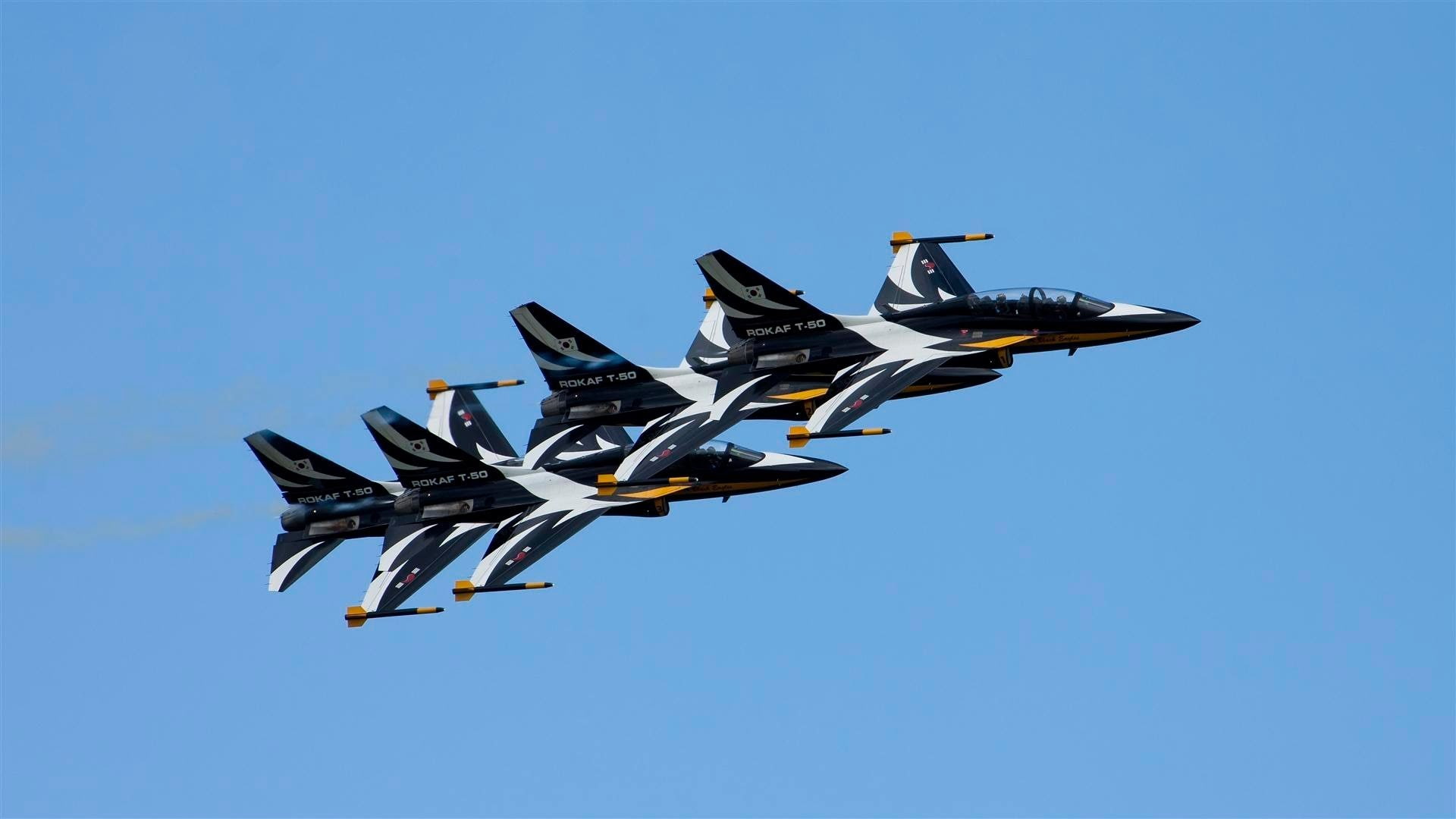 aerobatic air aircrafts black eagle eagles golden jets 2k