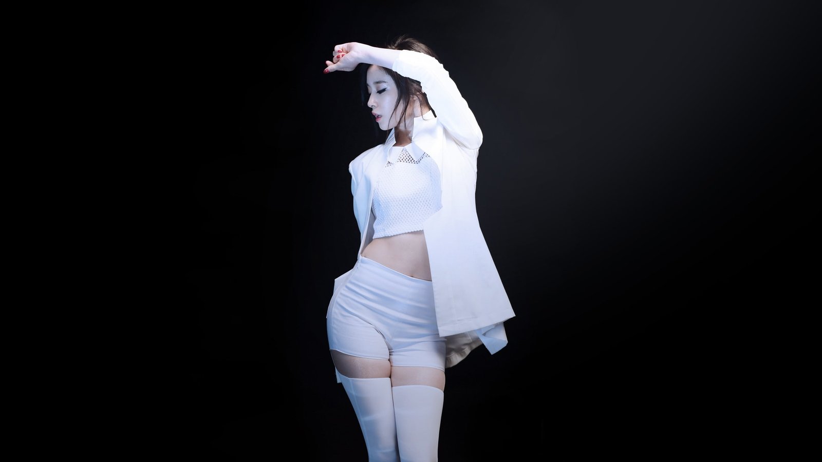 Asian Jiyeon K pop korean T ara black background studio shot 2k