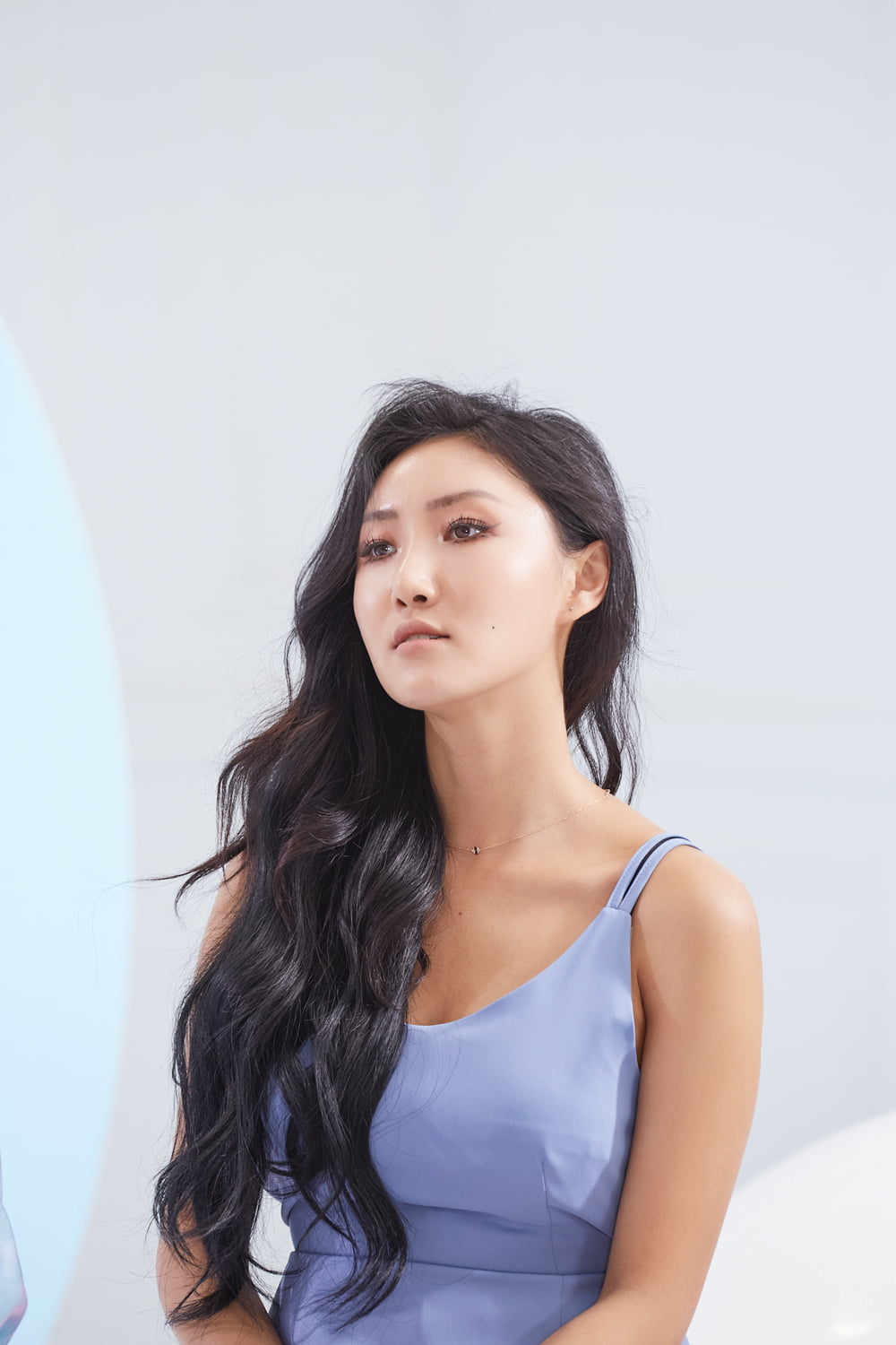 K pop Mamamoo Hwasa Korean women hair beauty long