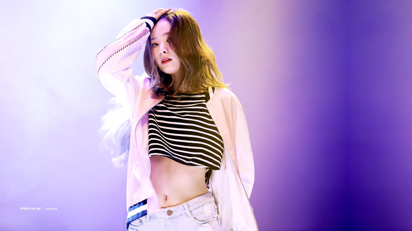 seulgi K pop Korean one person hairstyle young adult women 2k