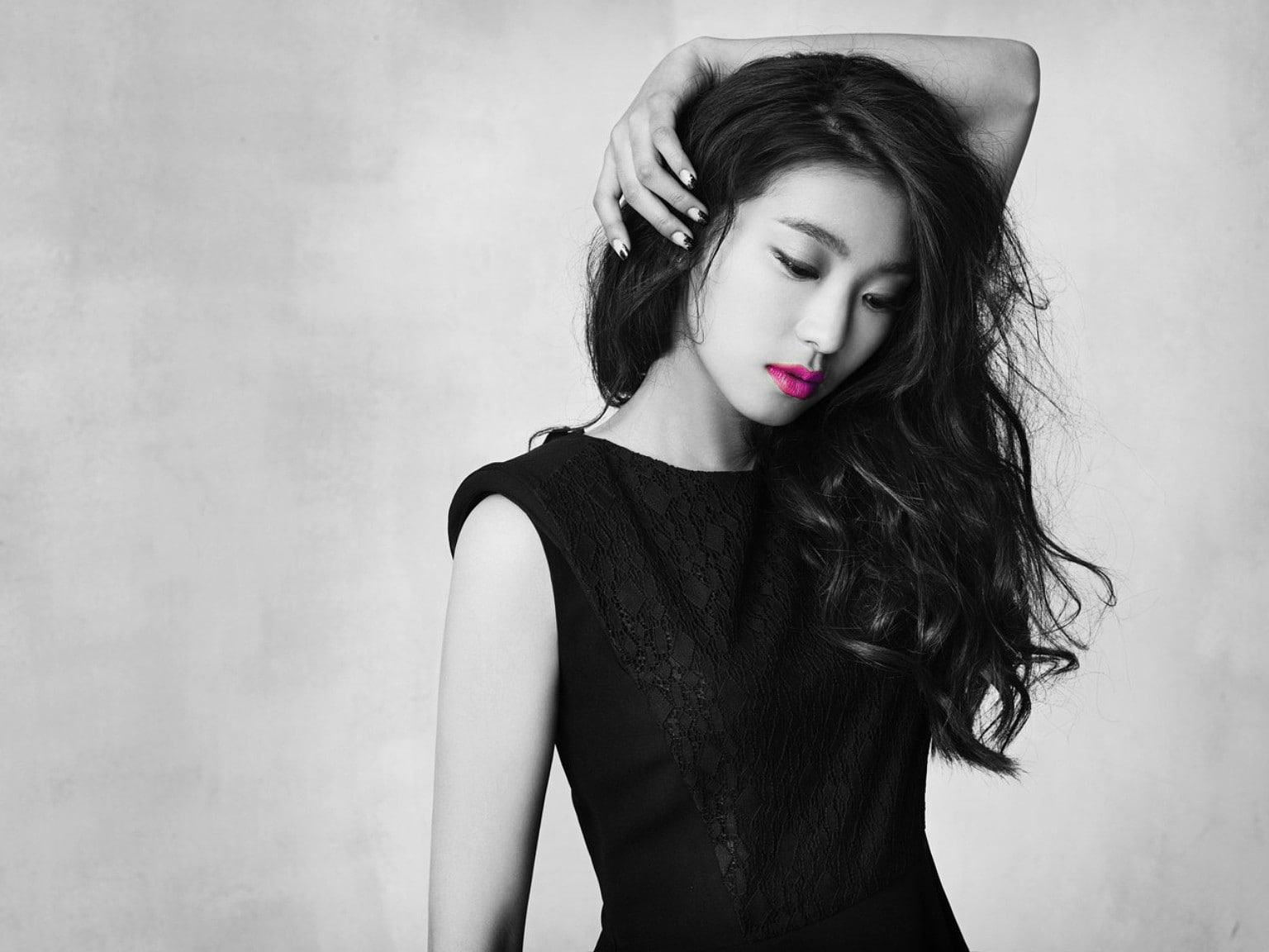 Yoon Bora Sistar model Asian selective coloring K pop 2k