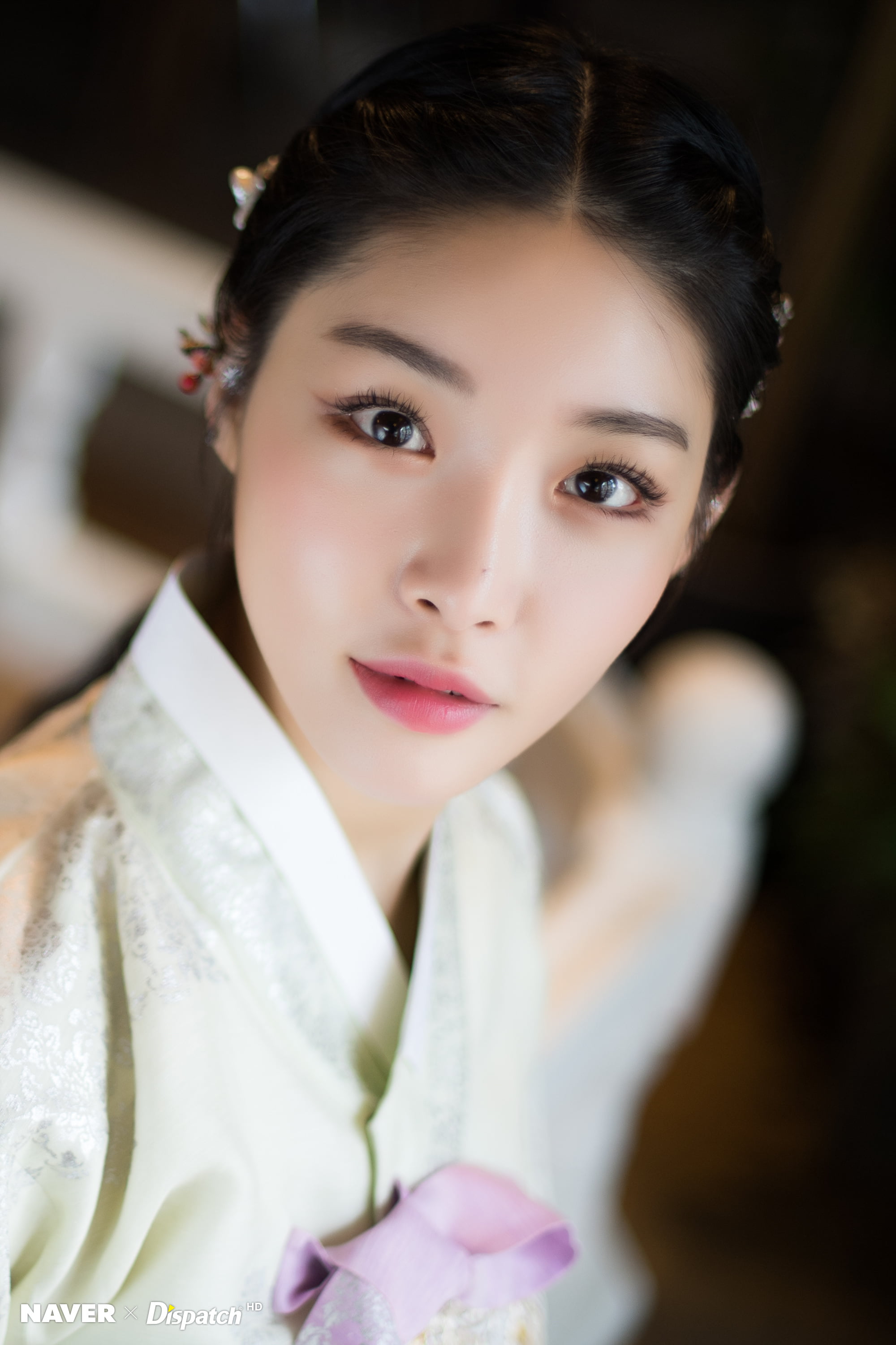 Chungha Asian K pop women Korean black hair portrait 2k