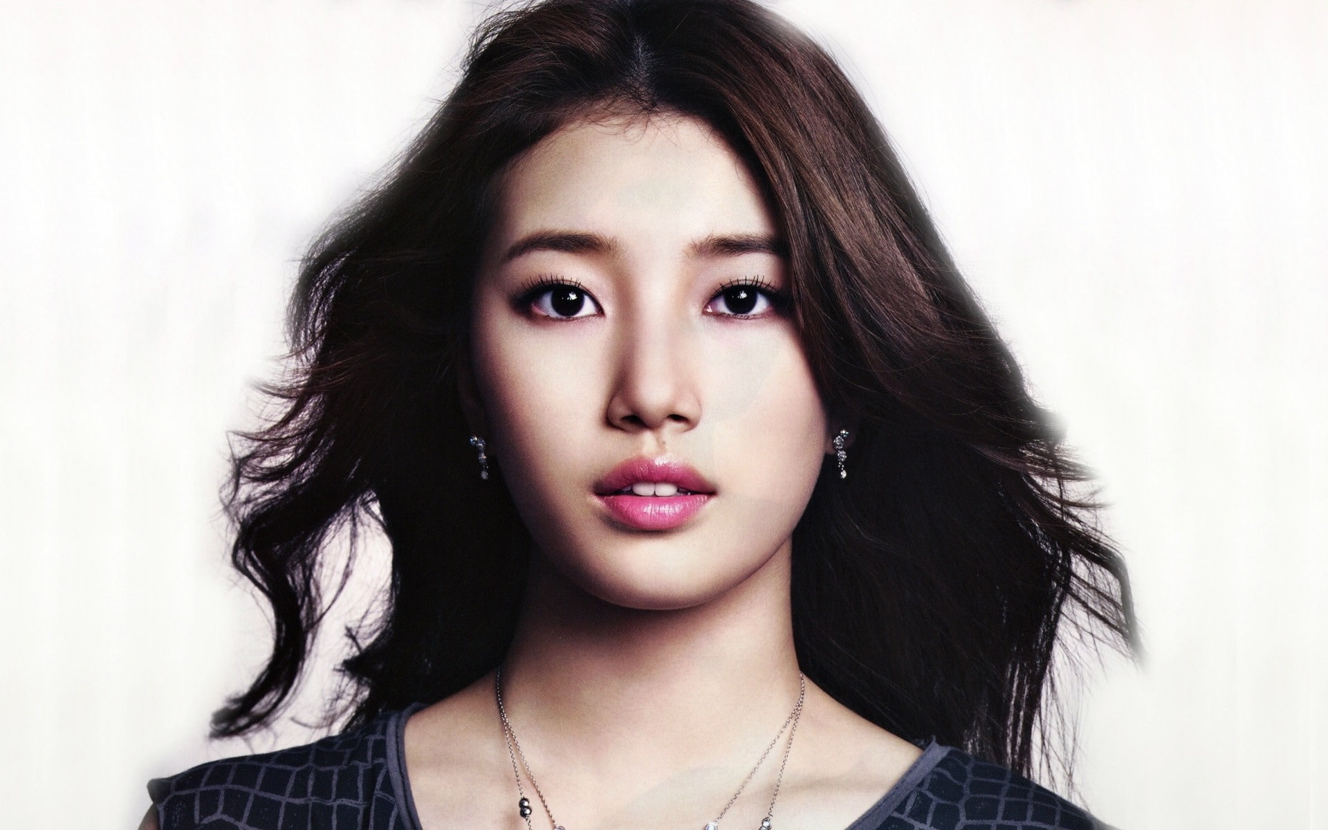 Suzy Korean girls photo HD wallpaper 04 Bae portrait headshot 2k
