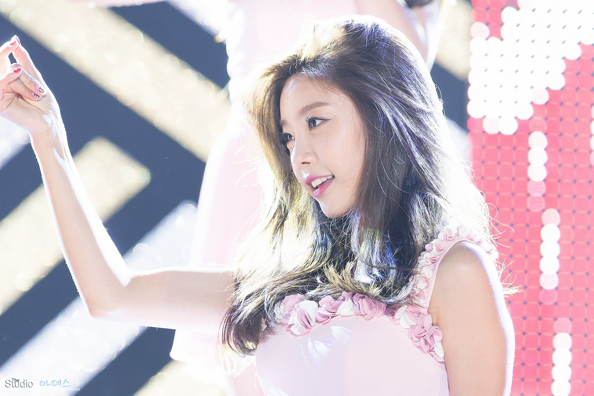 korean girls day singer k pop sojin one person long hair 2k