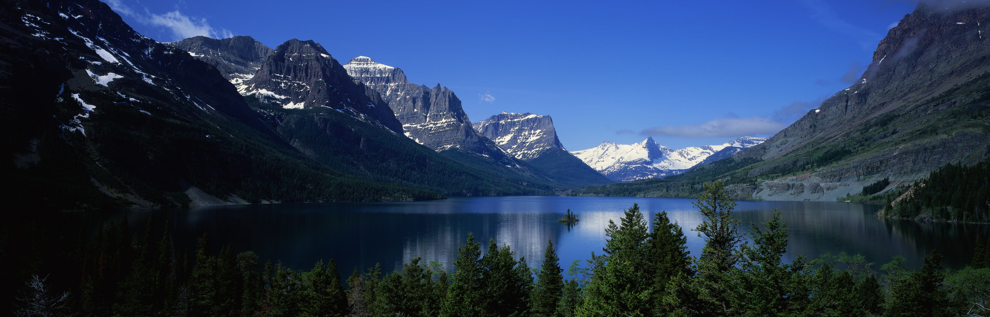 lake and mountain mountains Canada landscape nature scenics 2k 4k