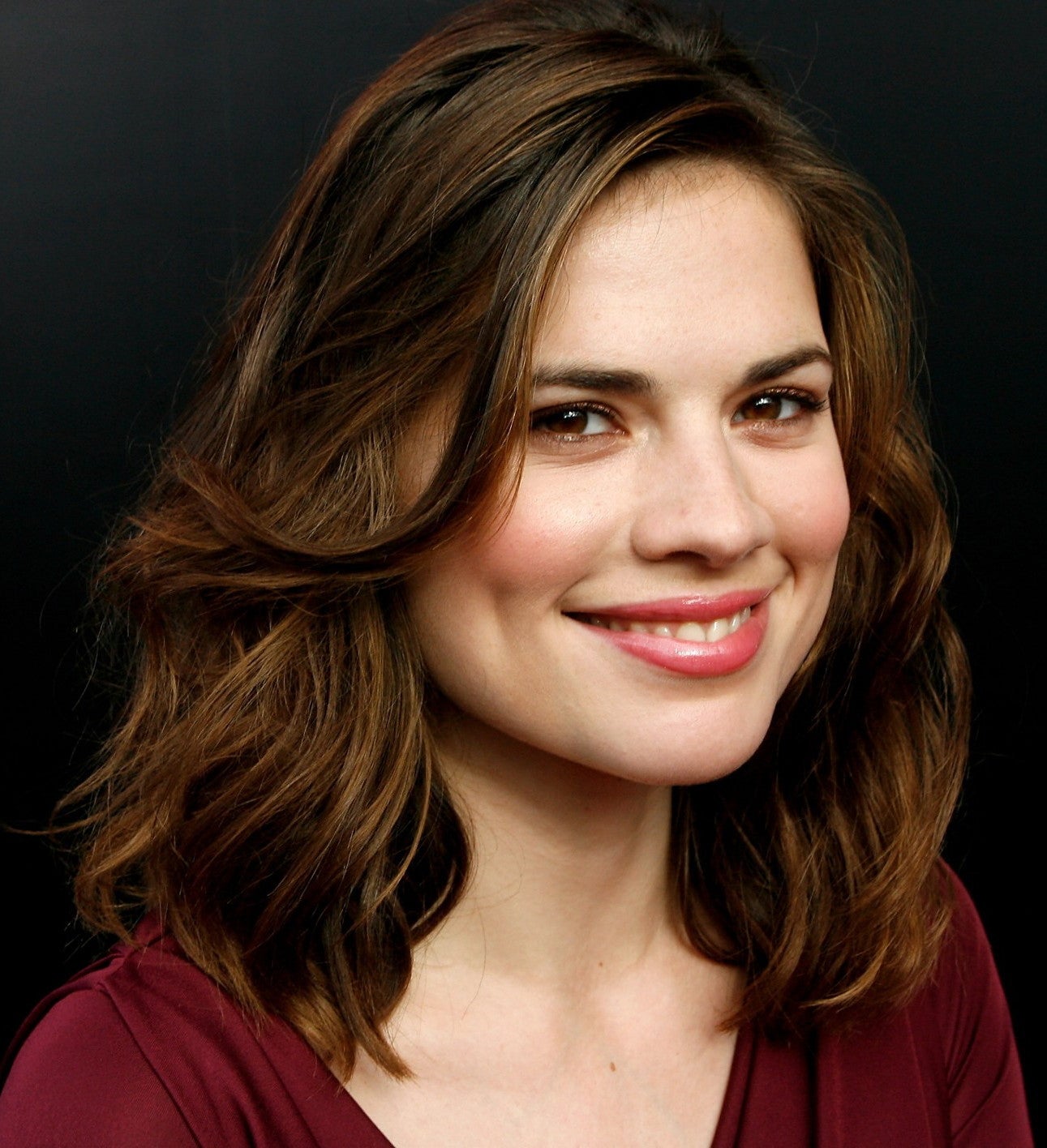 More of that heart melting smile hayley atwell actress hollywood celebrity