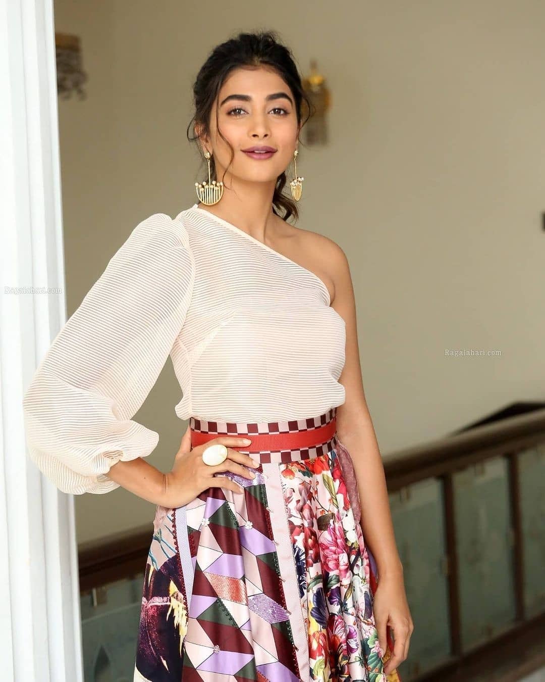 Pooja Hegde pooja hedge indian celebrity actress