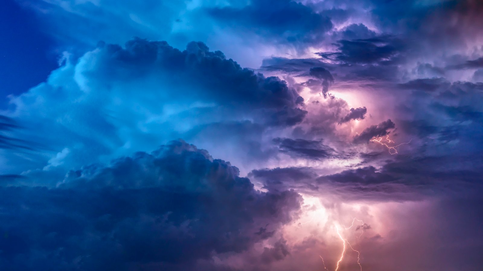 clouds with thunder digital wallpaper storm sky lightning 2k 4k 5k
