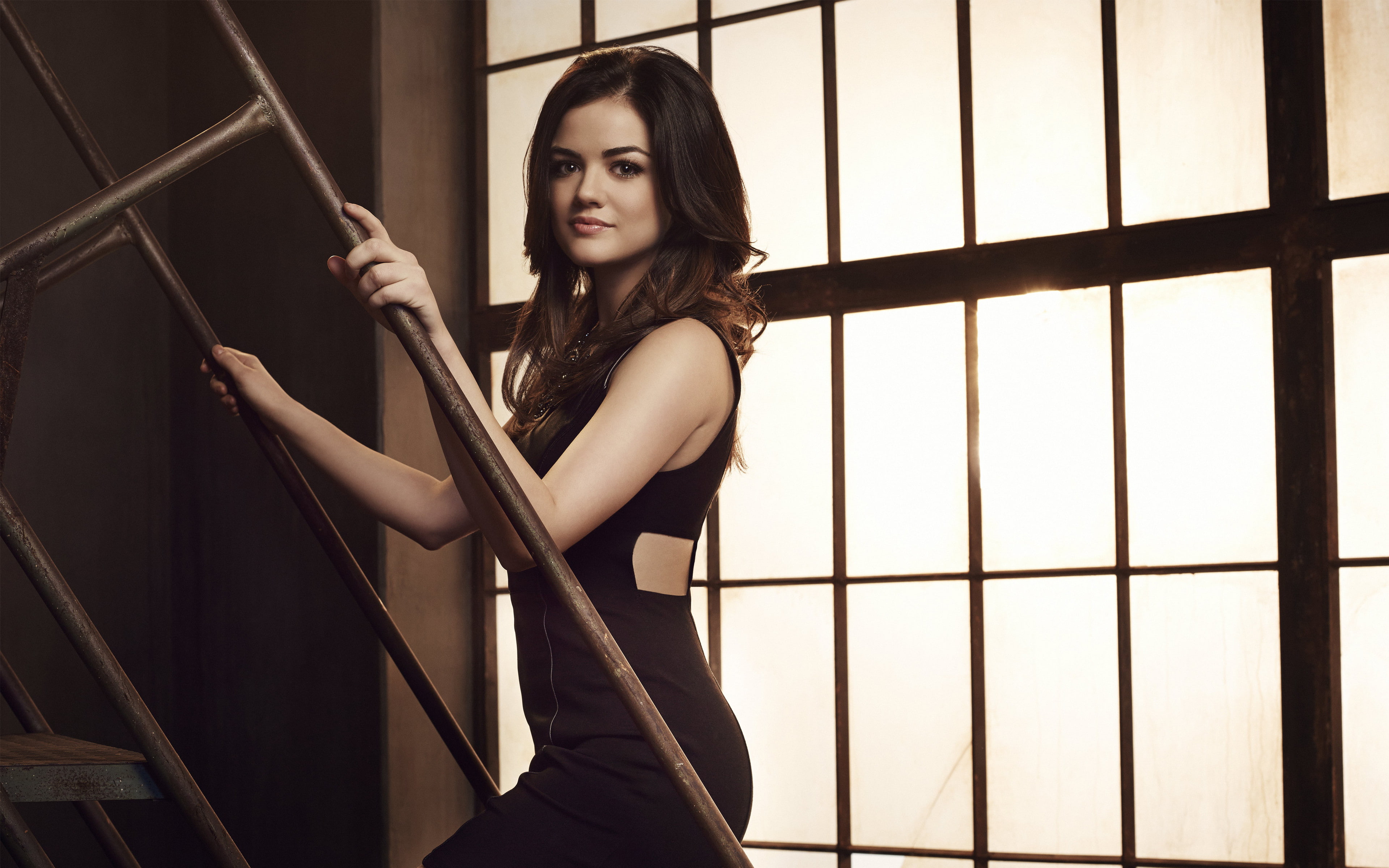 Lucy Hale HD celebritie 2k 4k