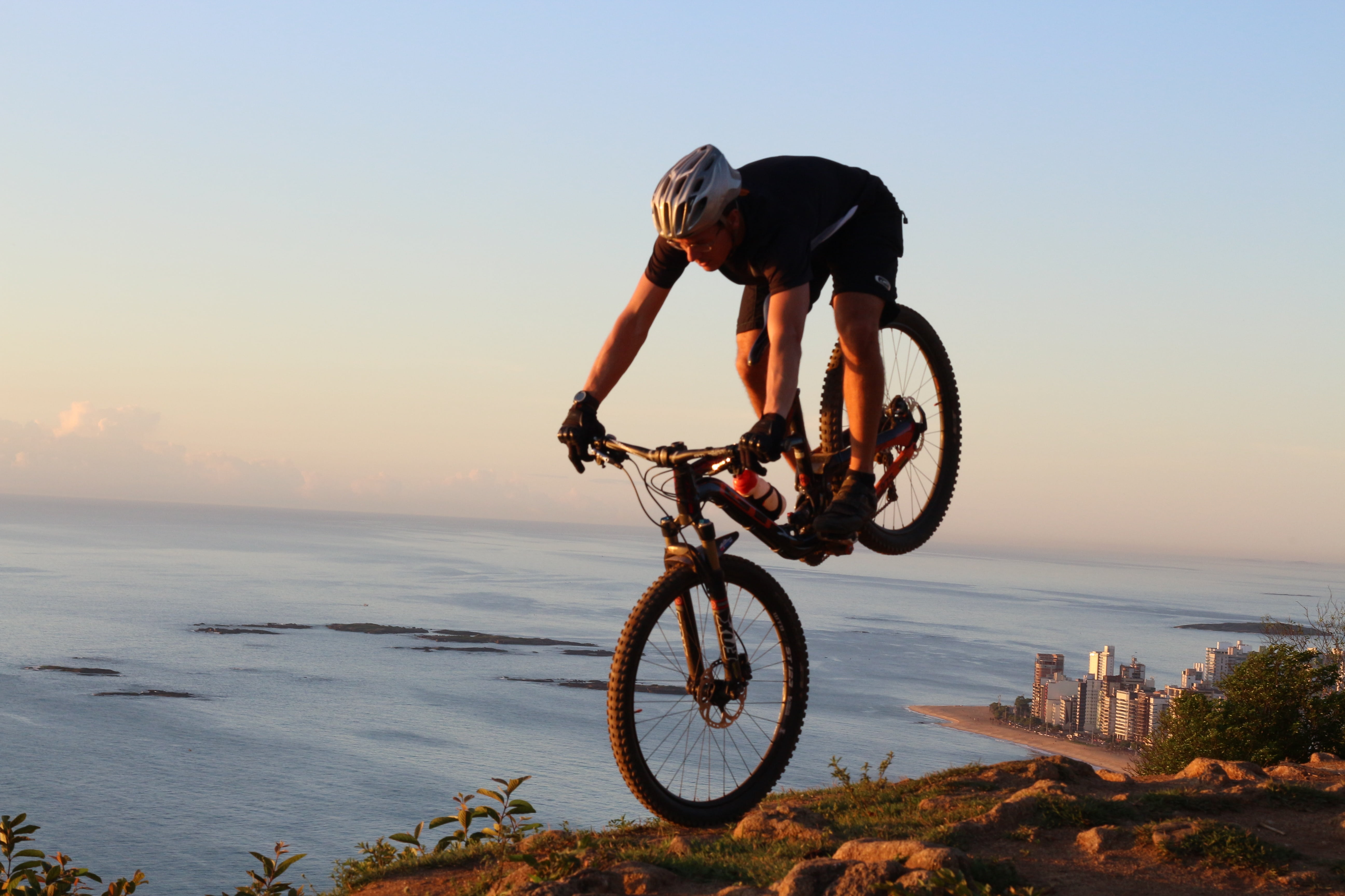 man biking on rocky terrain during golden hours enduro mtb 2k 4k 5k