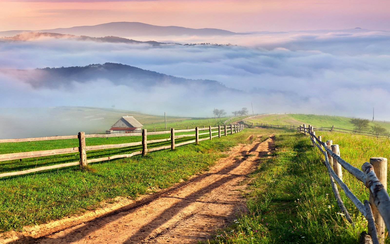 Nature Country Road Wooden Ogrda Pole hd Background 2k