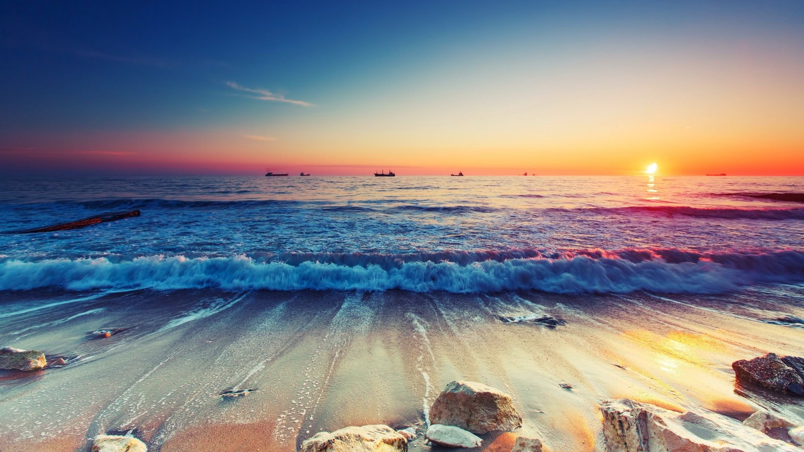 sea wave horizon sky ocean shore foam seashore beach 37 2k 4k