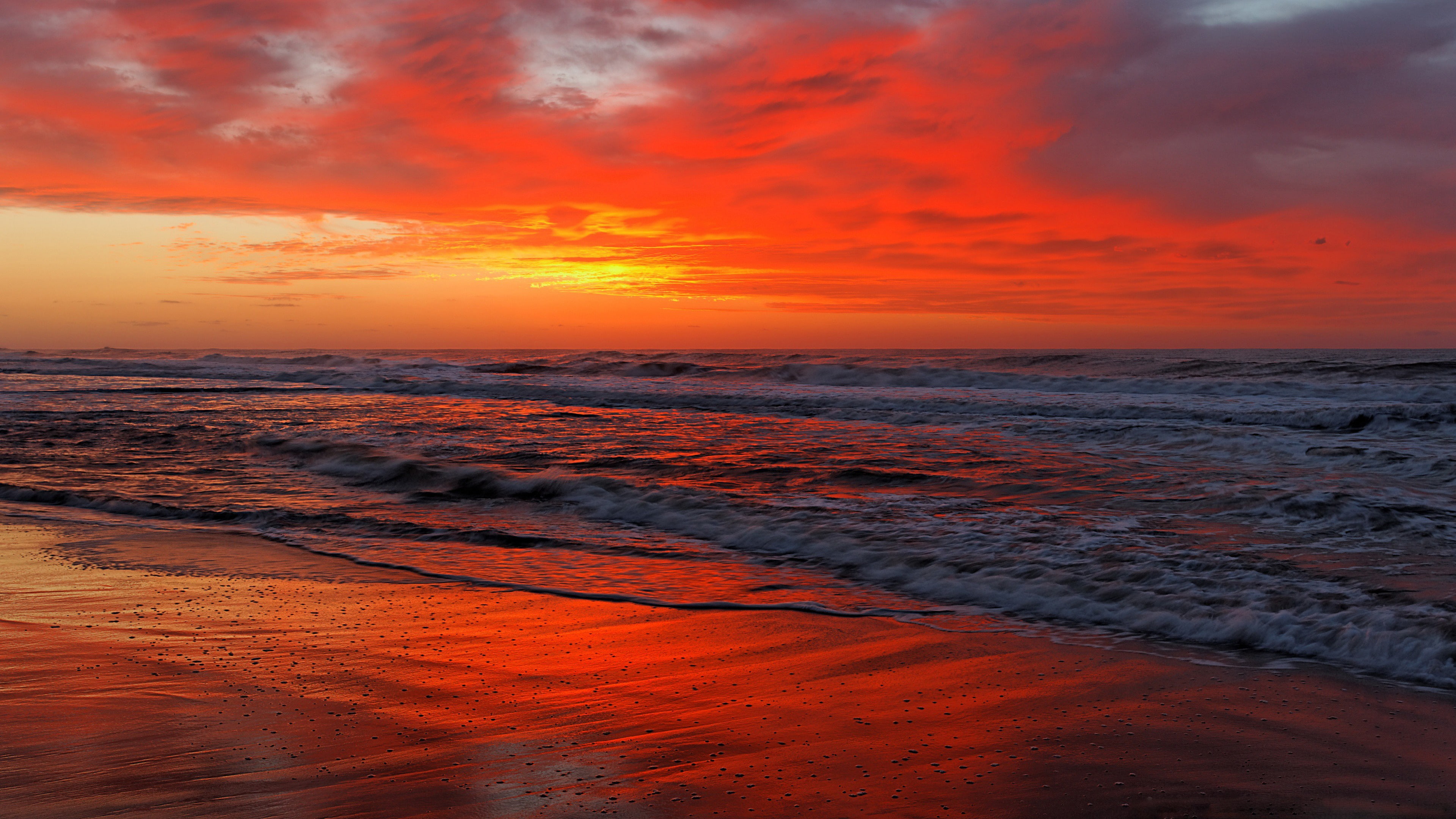 horizon sea burning sunset afterglow red sky ocean beach 2k 4k