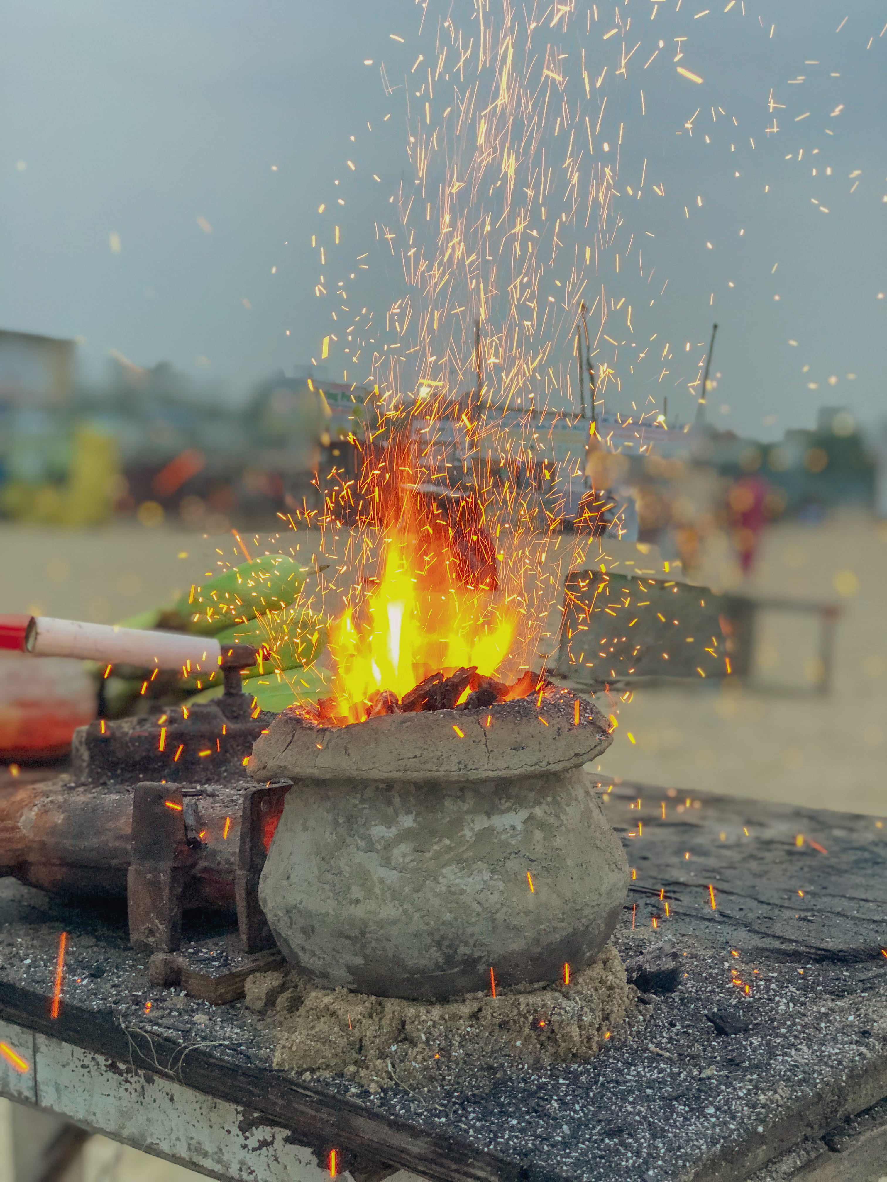 india chennai elliots beach burning fire flame natural phenomenon 2k