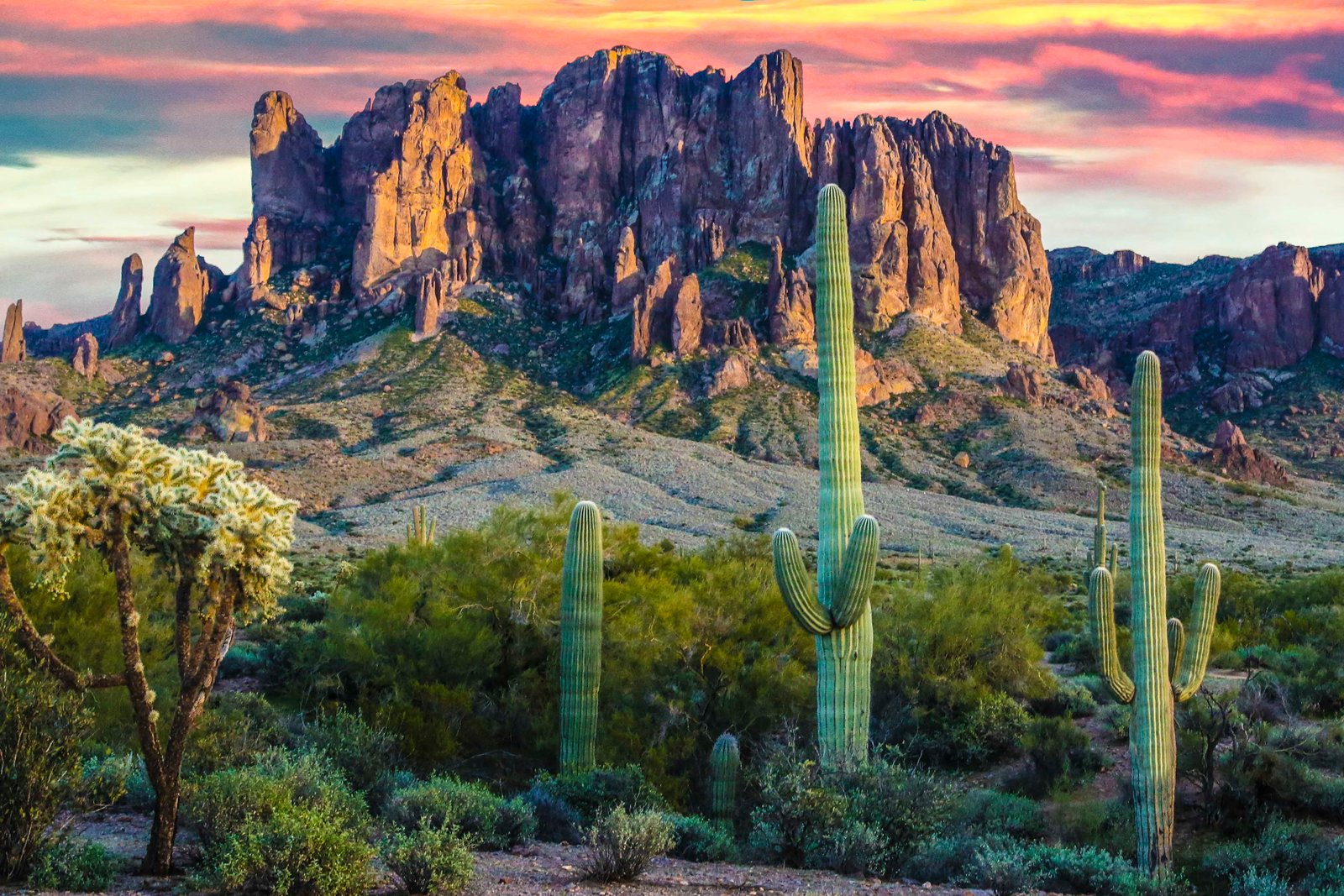 landscape photo of rock mountain superstition mountains 2k 4k