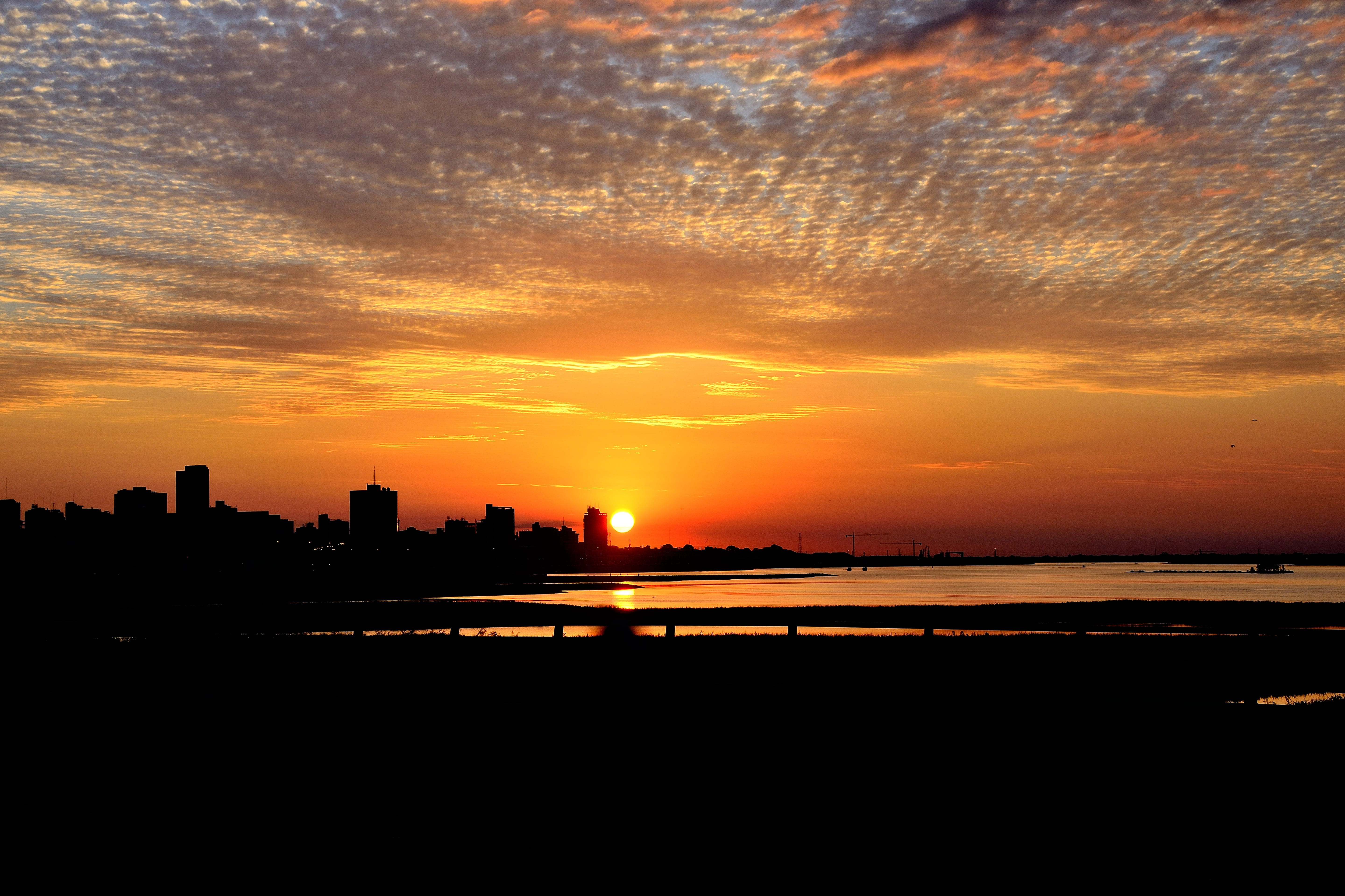 glow red color cbd riverside horizon scenery travel paraguay asuncion 2k 4k 5k