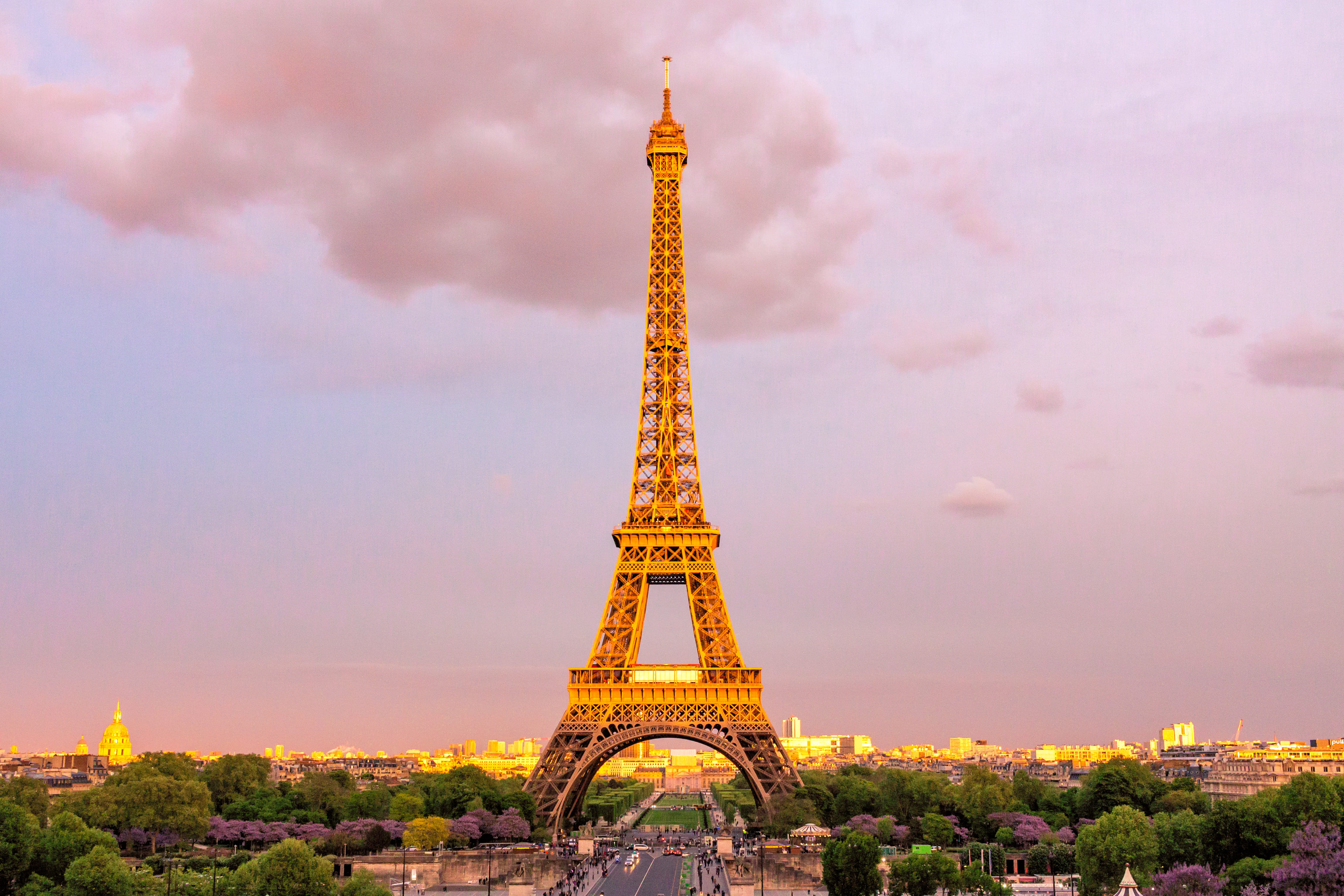 Photo of Eiffel Tower architecture buildings city cityscape 2k 4k 5k
