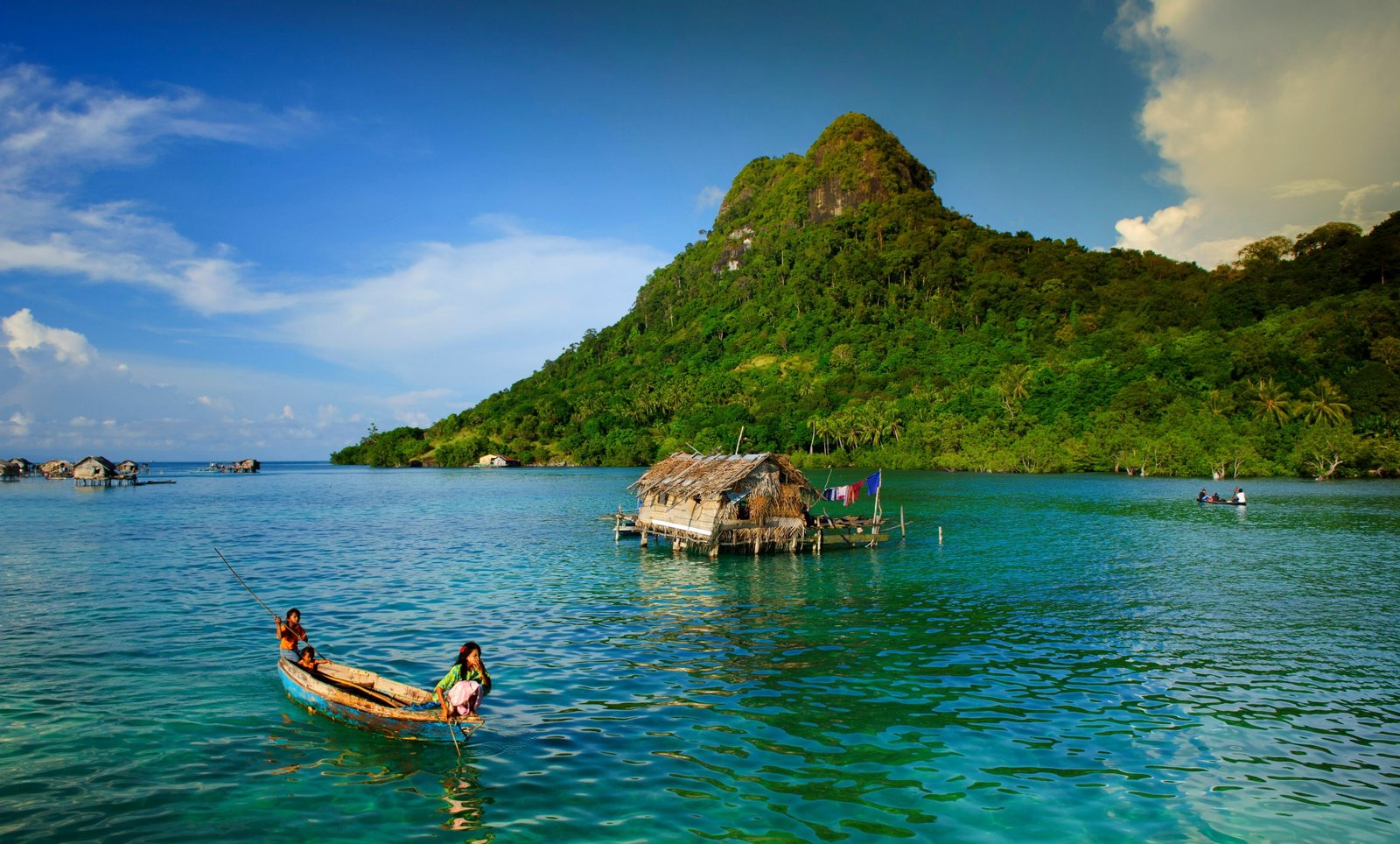 brown wooden boat nature landscape island Indonesia children 2k 4k