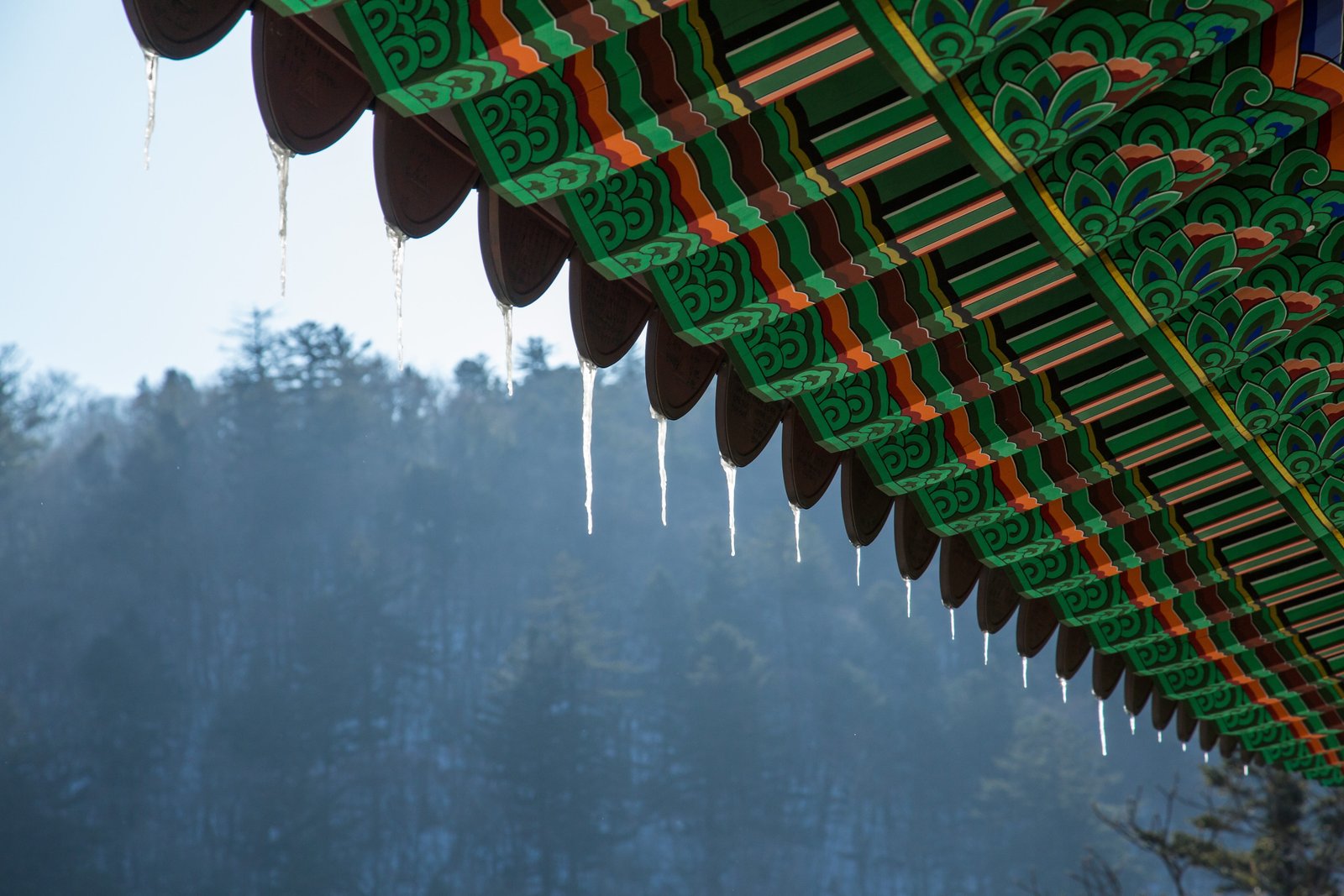 icicle eaves mono korean traditional winter landscapes 2k 4k 5k