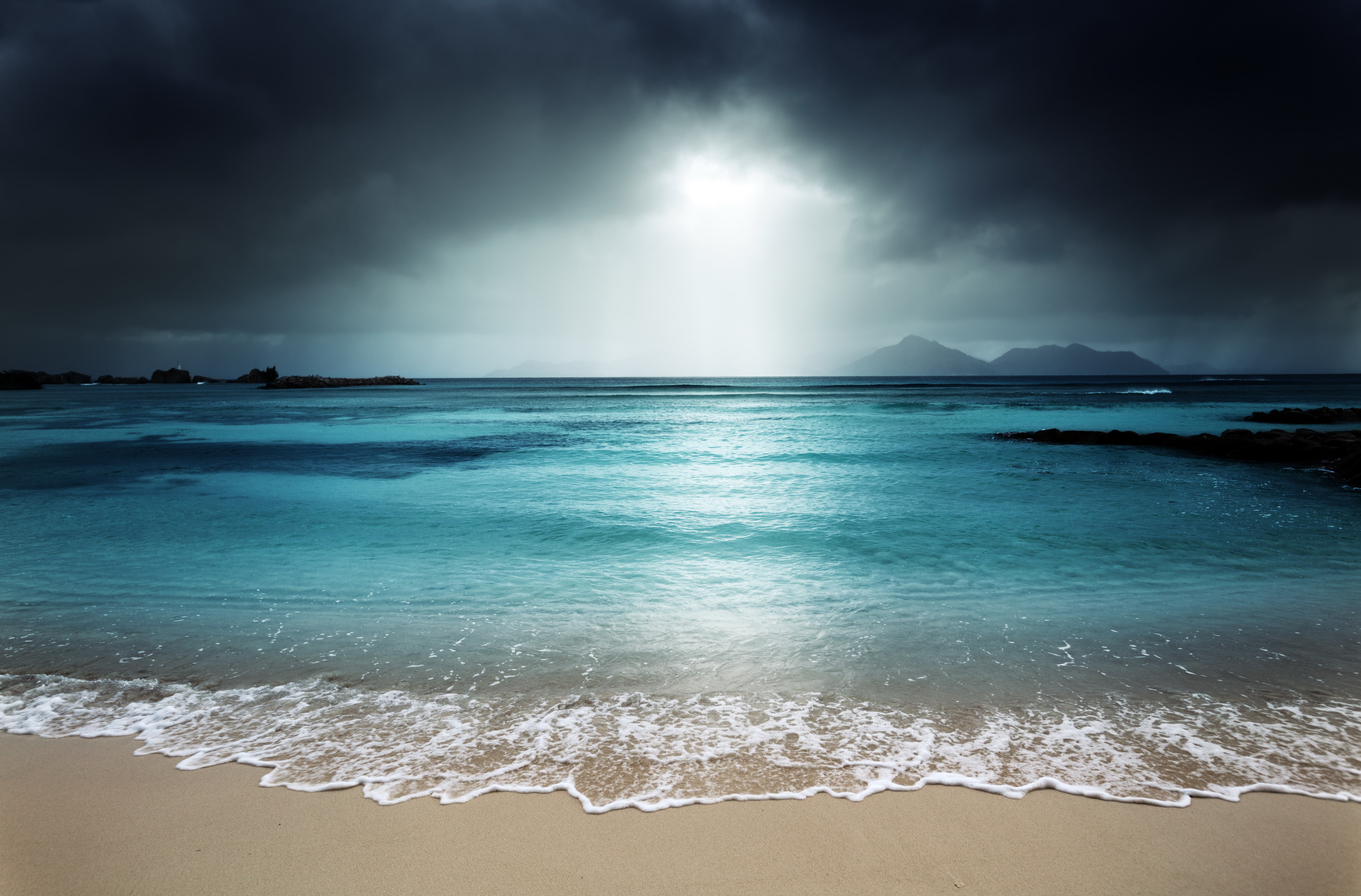 Island La Digue Dark Sky Storm Beach 2k 4k 5k