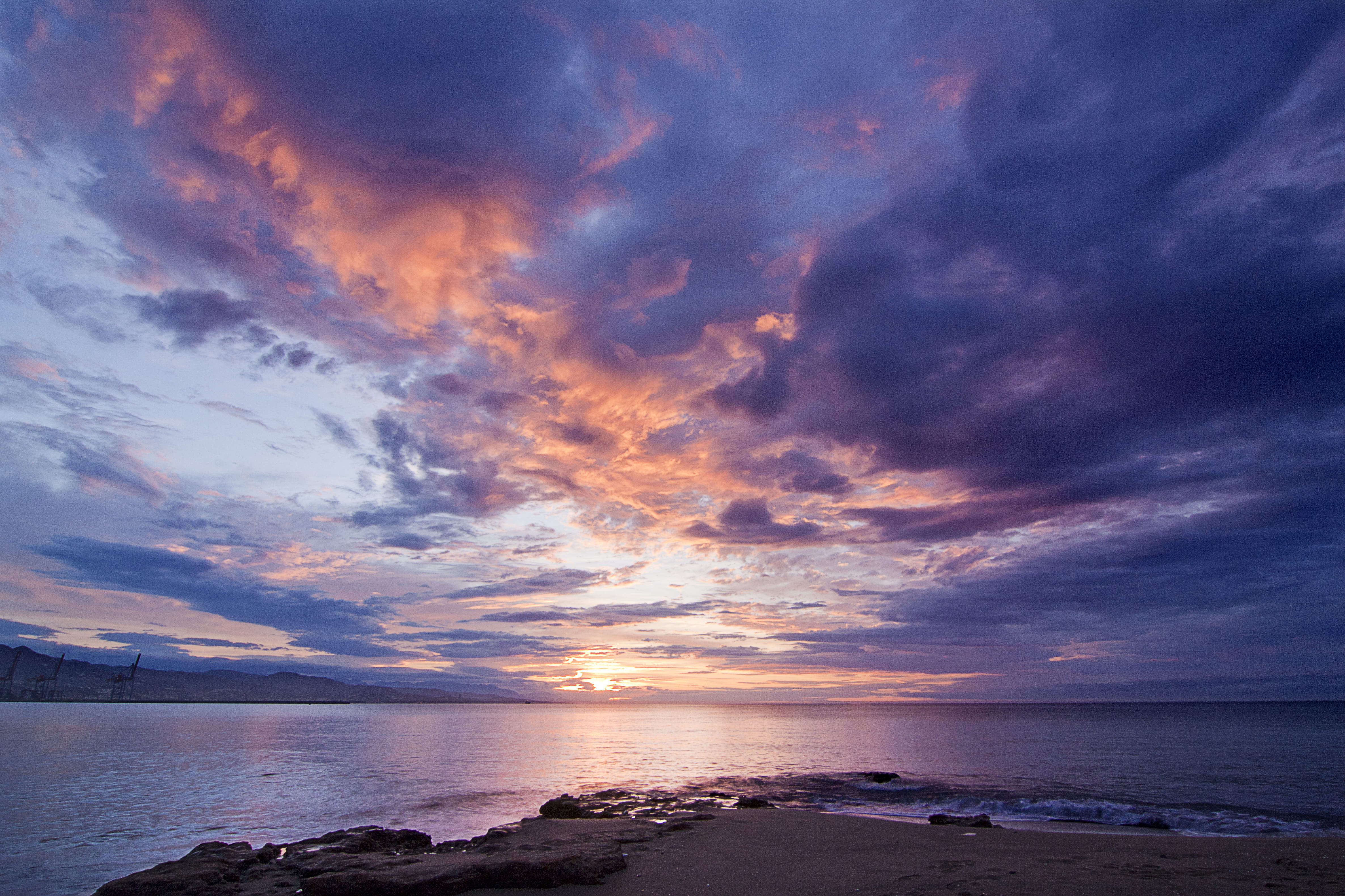 playa de la misericordia spain quino m laga amanecer mar mediterr neo 2k 4k 5k