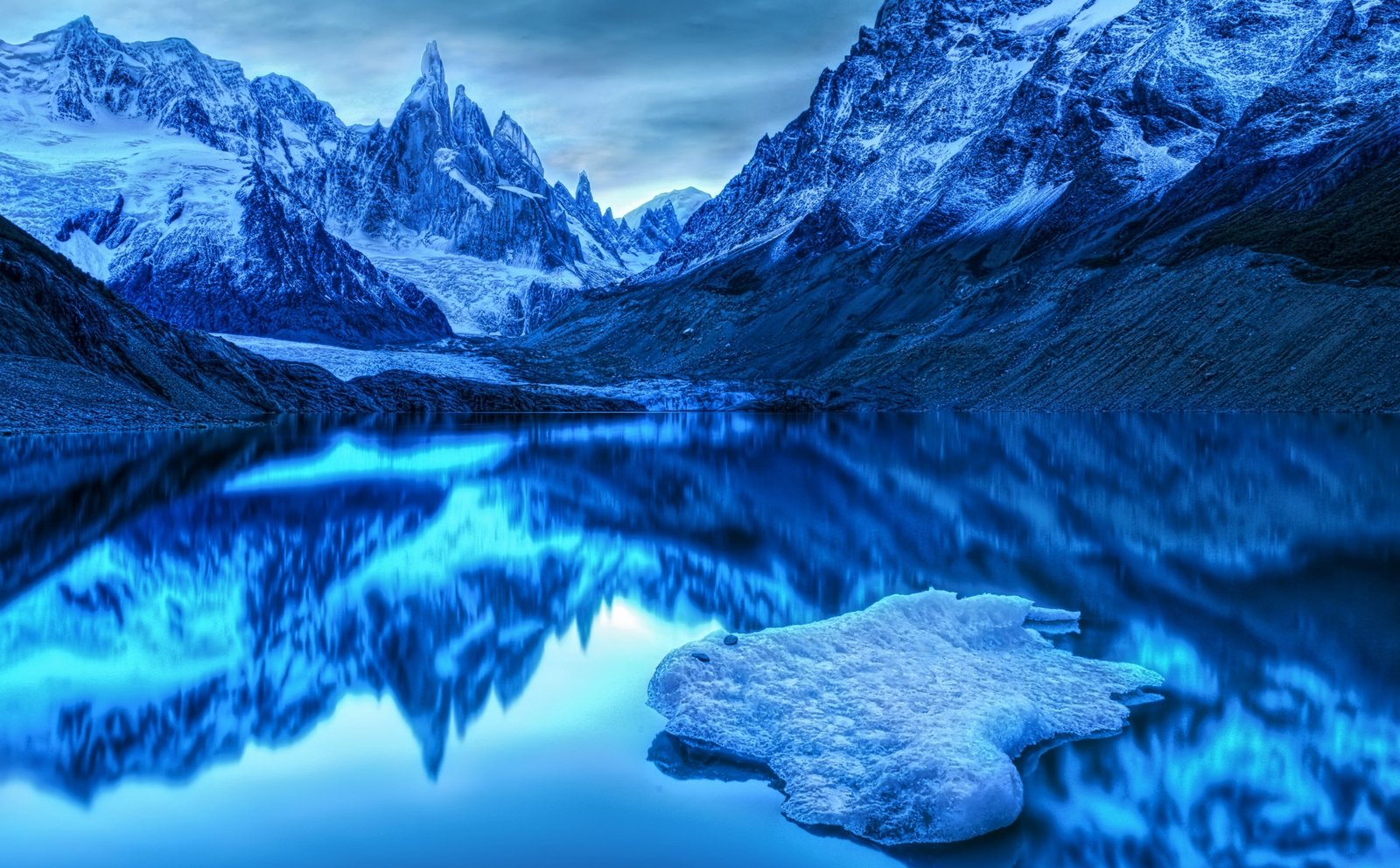 Cold Landscape mountain snow coverede Nature Mountains Blue 2k 4k 5k