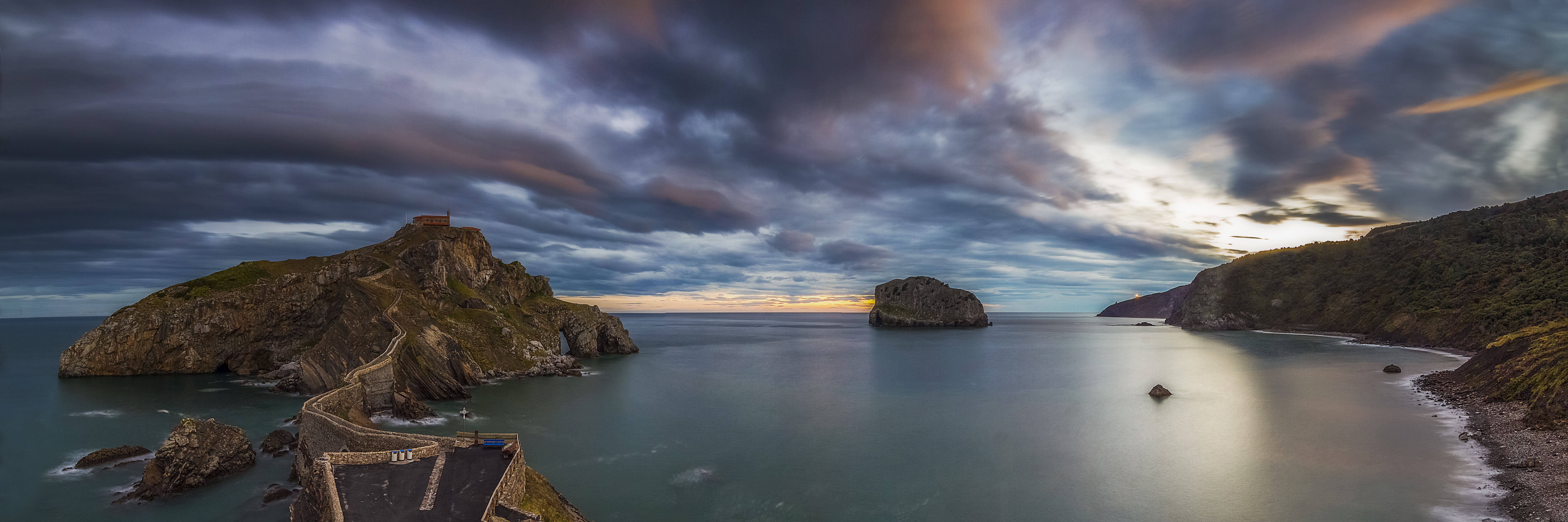 panoramic photography of sea San Juan de Gaztelugatxe panorama 2k 4k 5k 8k