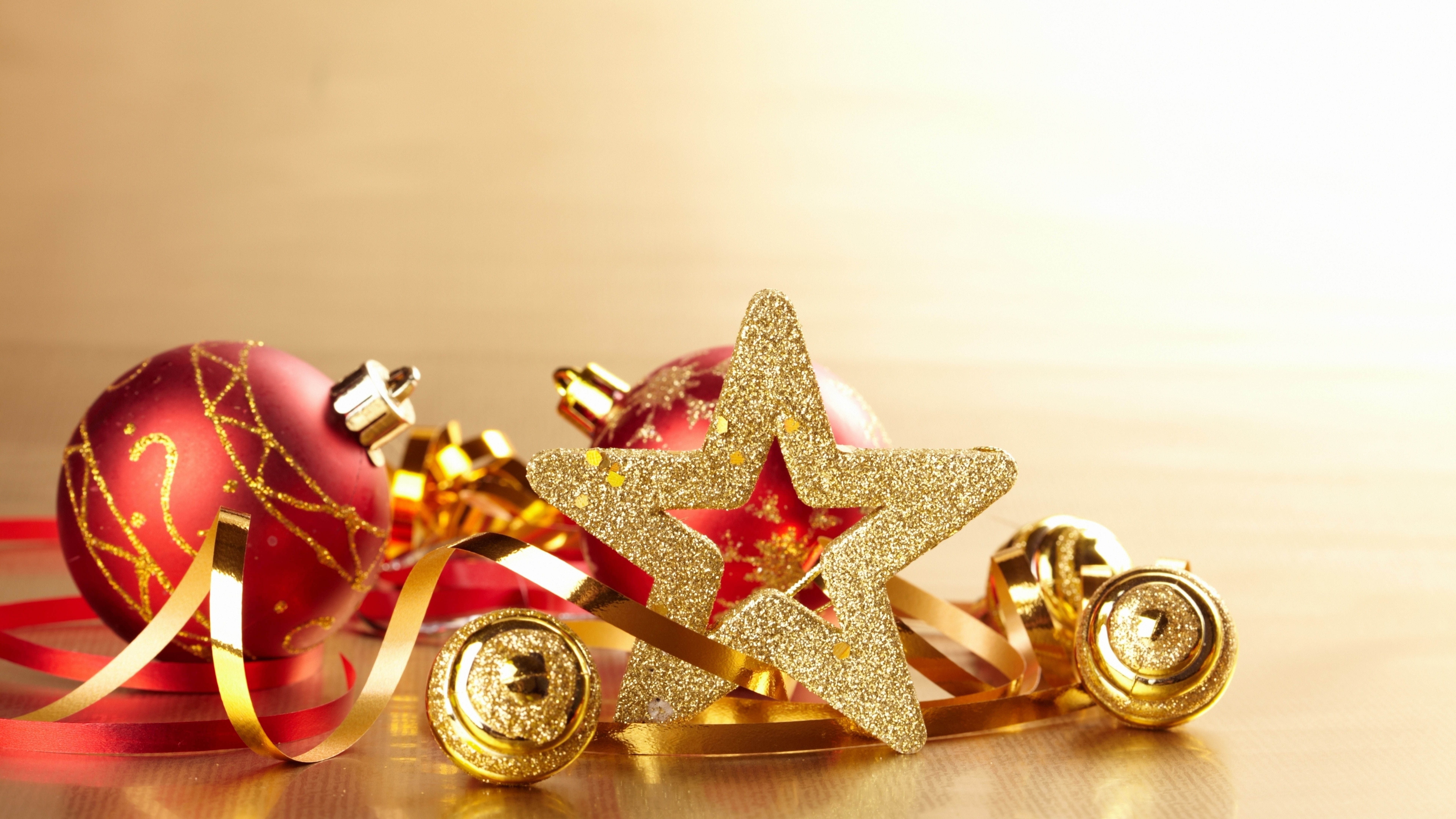 red Christmas baubles New Year decoration 2k 4k 5k 8k