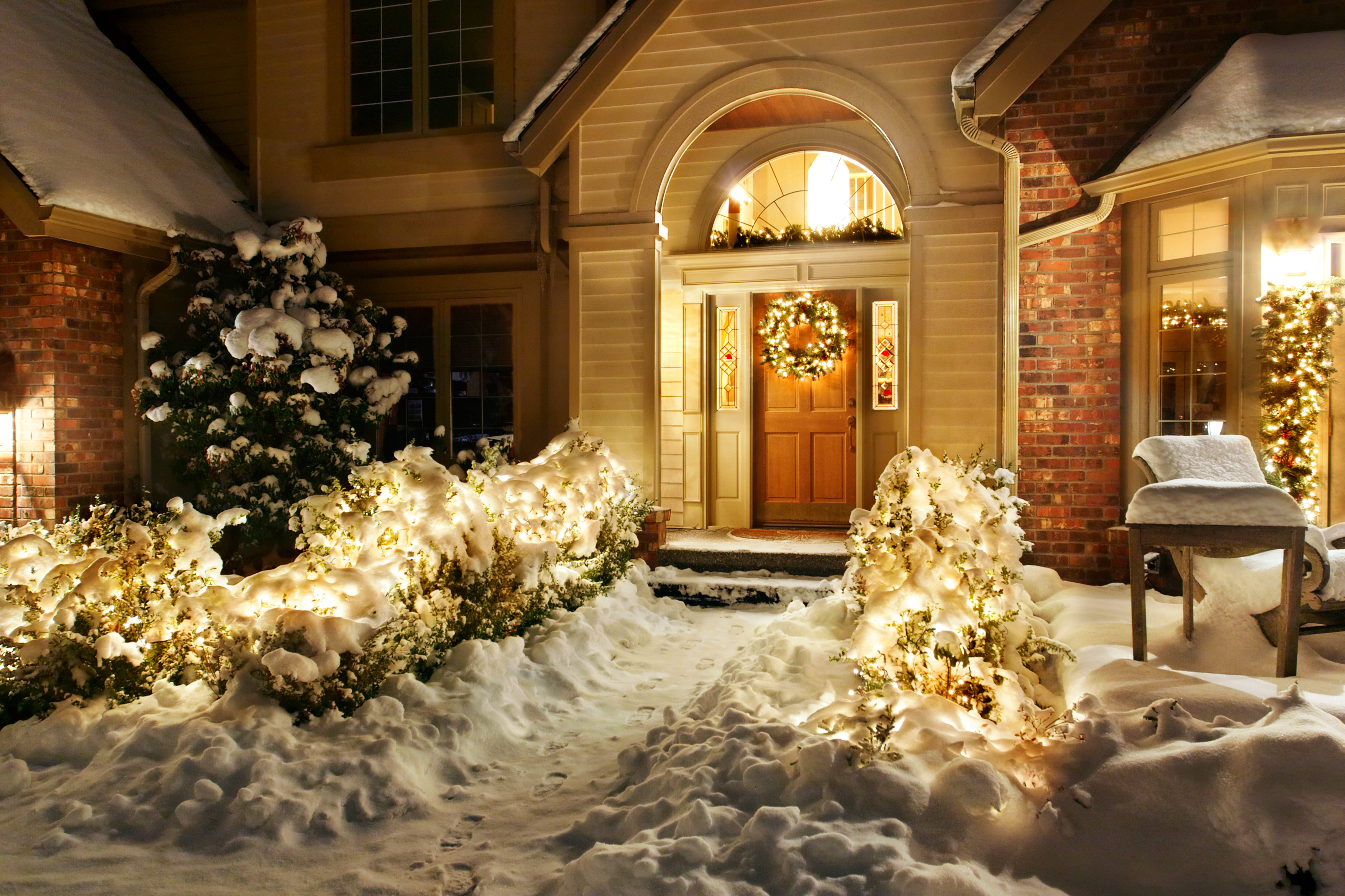 beige wooden house winter snow night nature lights holiday 2k 4k 5k