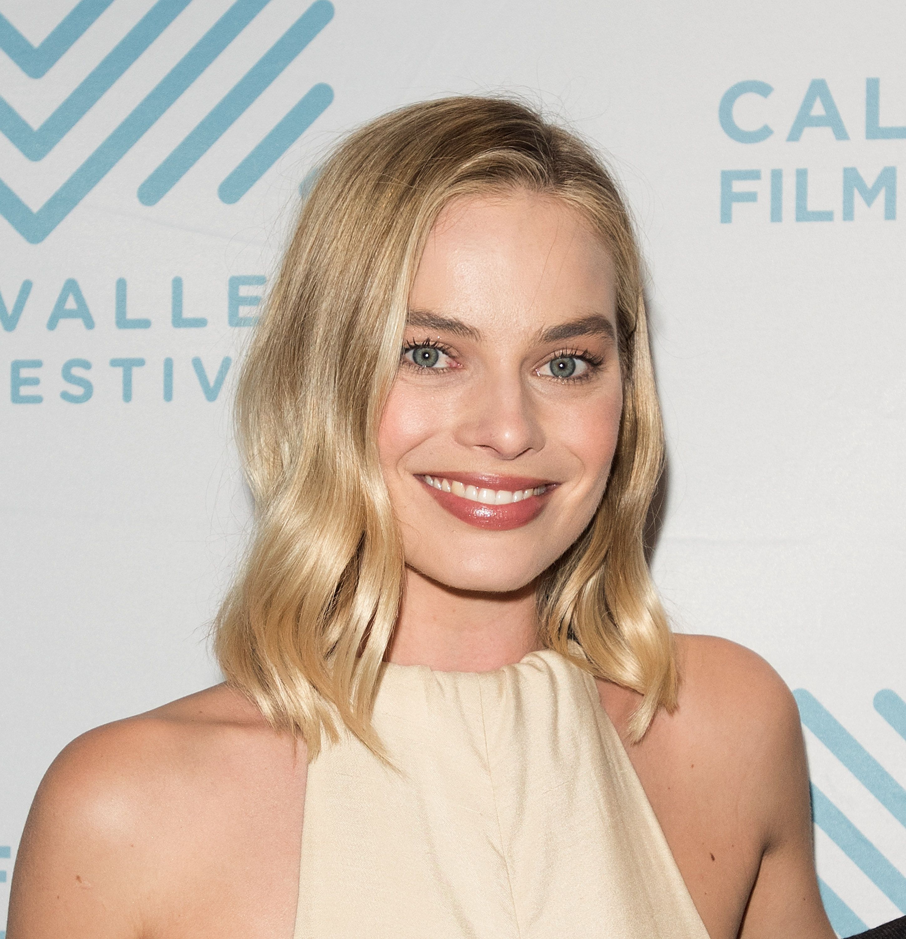 Margot Robbie actress celebrity celeb celebrities hollywood 2k